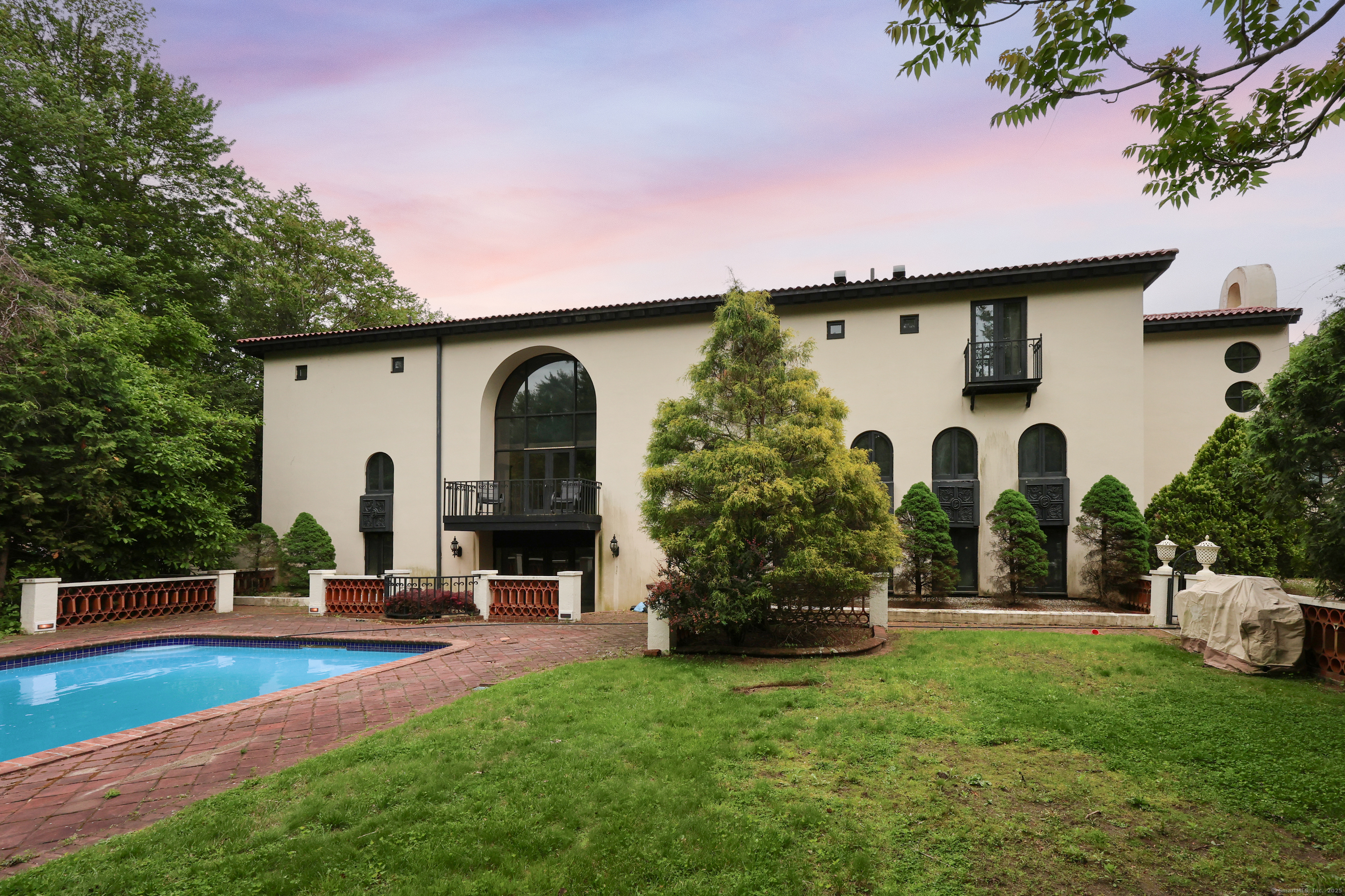 46 Mountain Farms Road