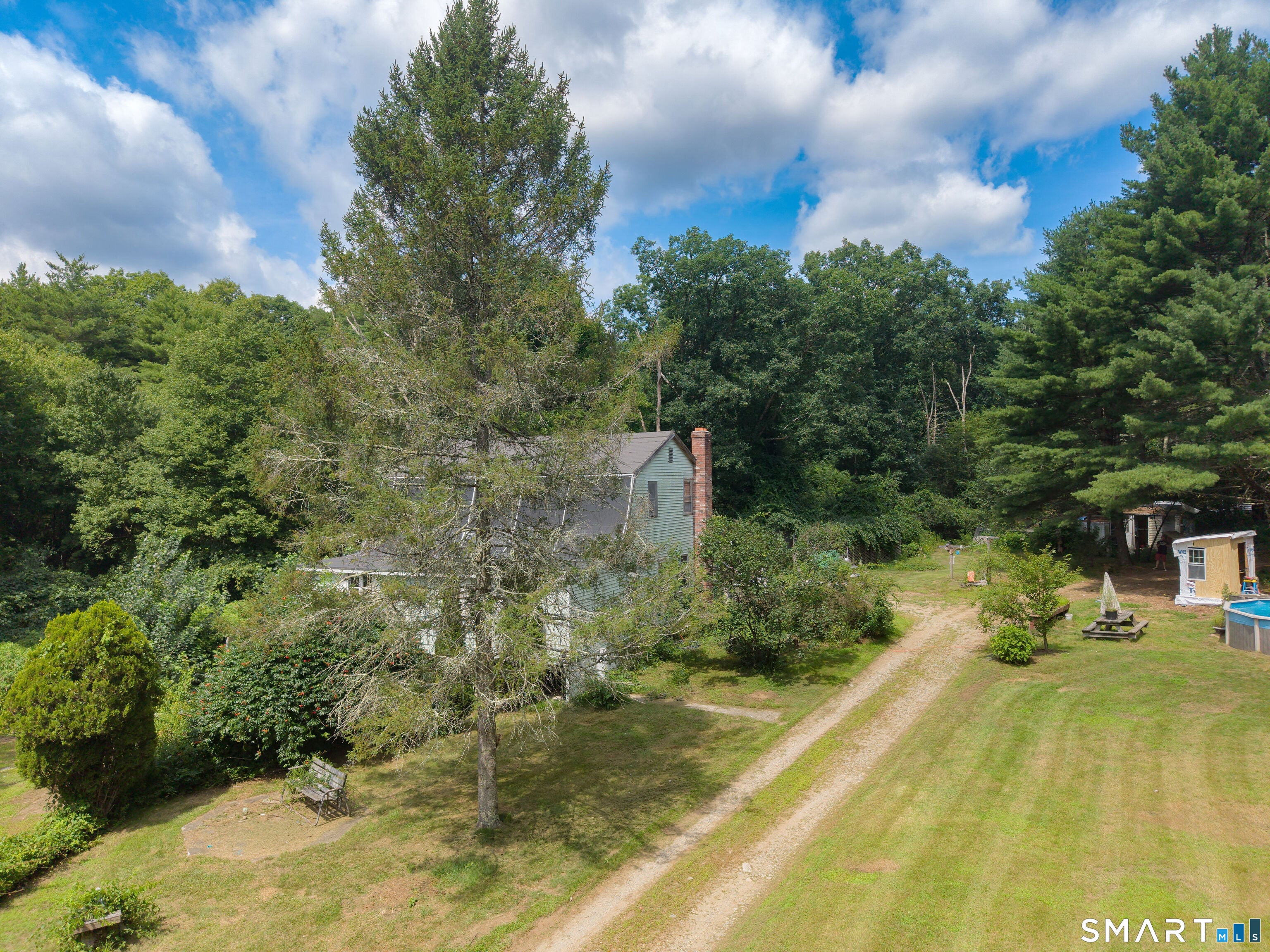 660 East Thompson Road