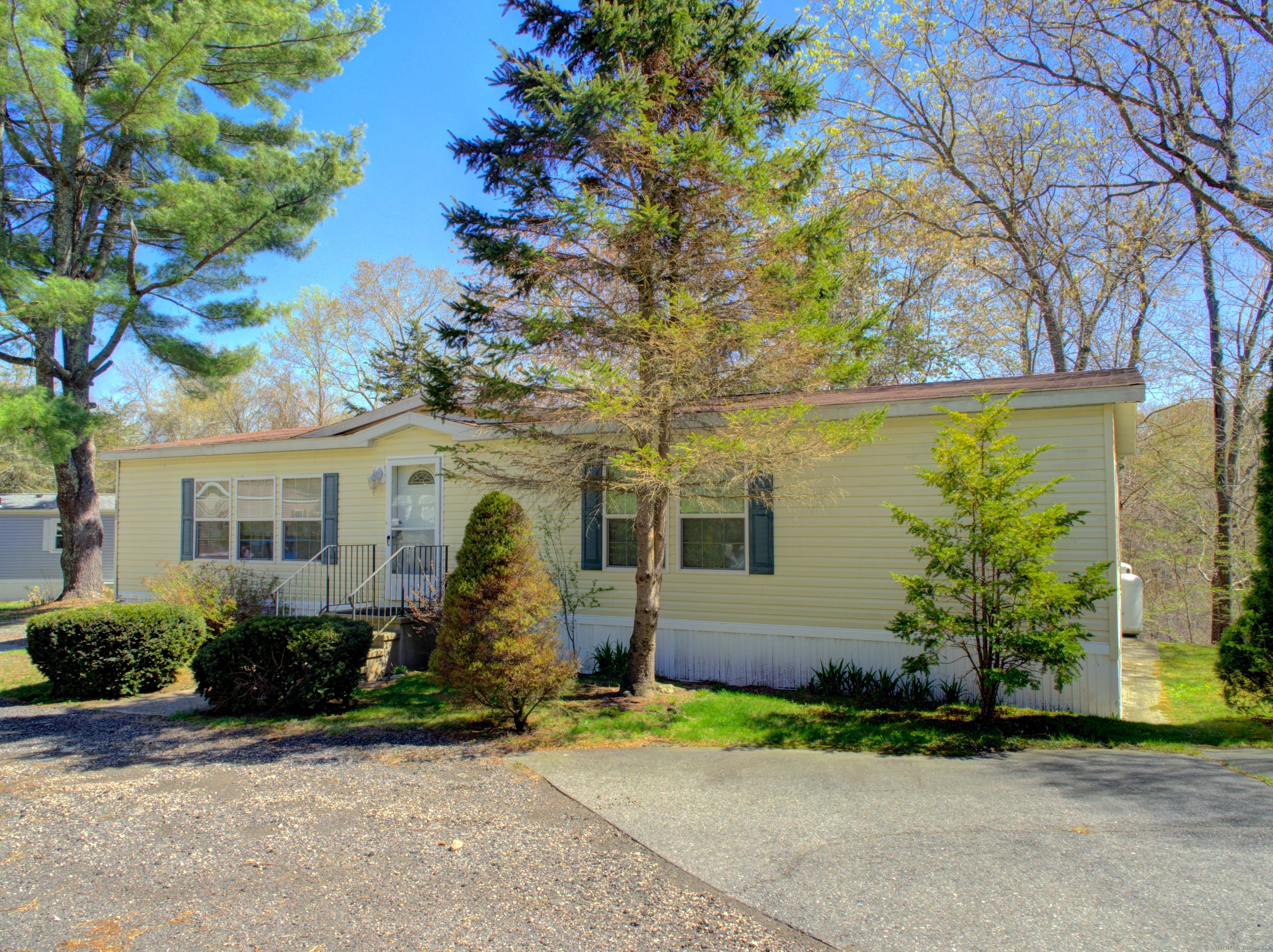 296A Oxoboxo Dam Road, Montville, Connecticut image 1