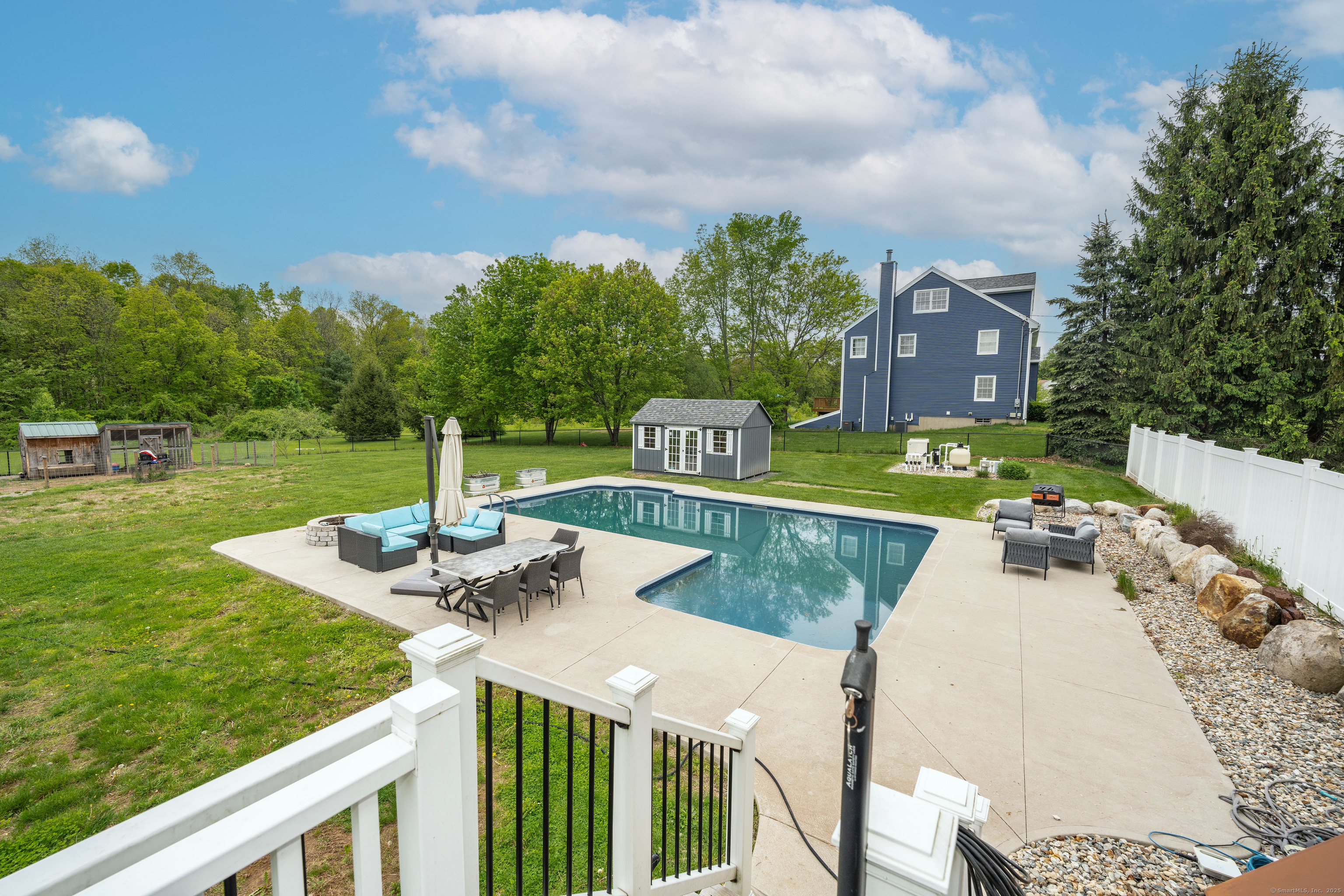 917 N Grand Street, Suffield, Connecticut image 20