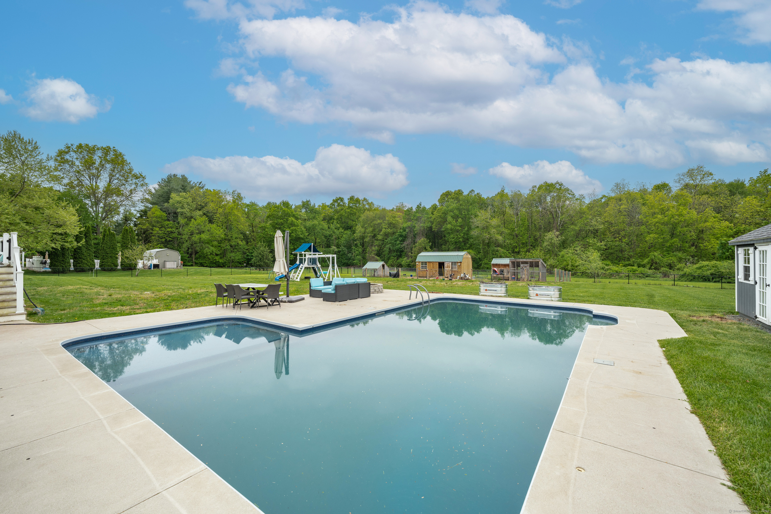 917 N Grand Street, Suffield, Connecticut image 21