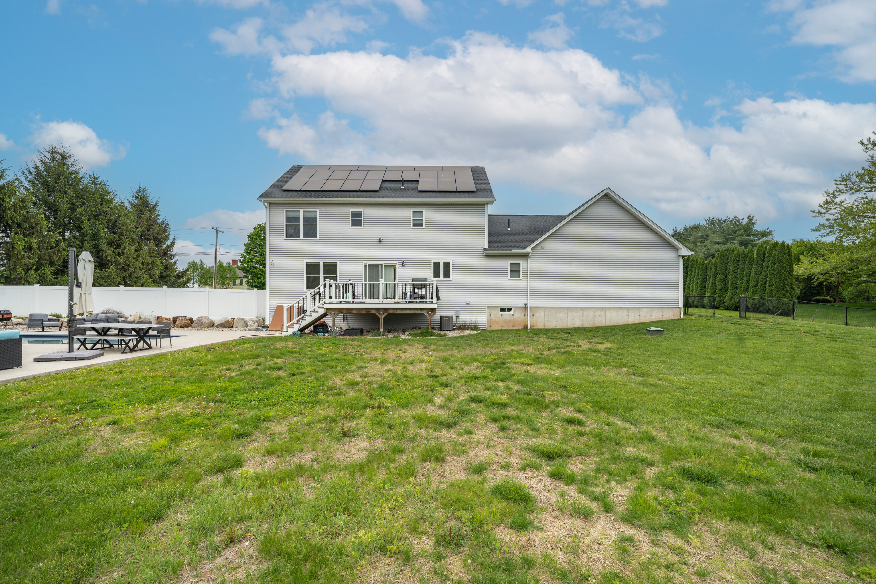 917 N Grand Street, Suffield, Connecticut image 22