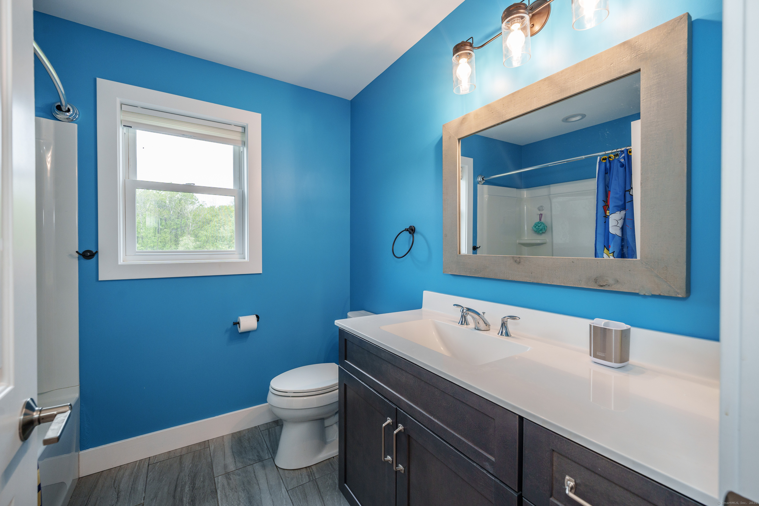 917 N Grand Street, Suffield, Connecticut image 13