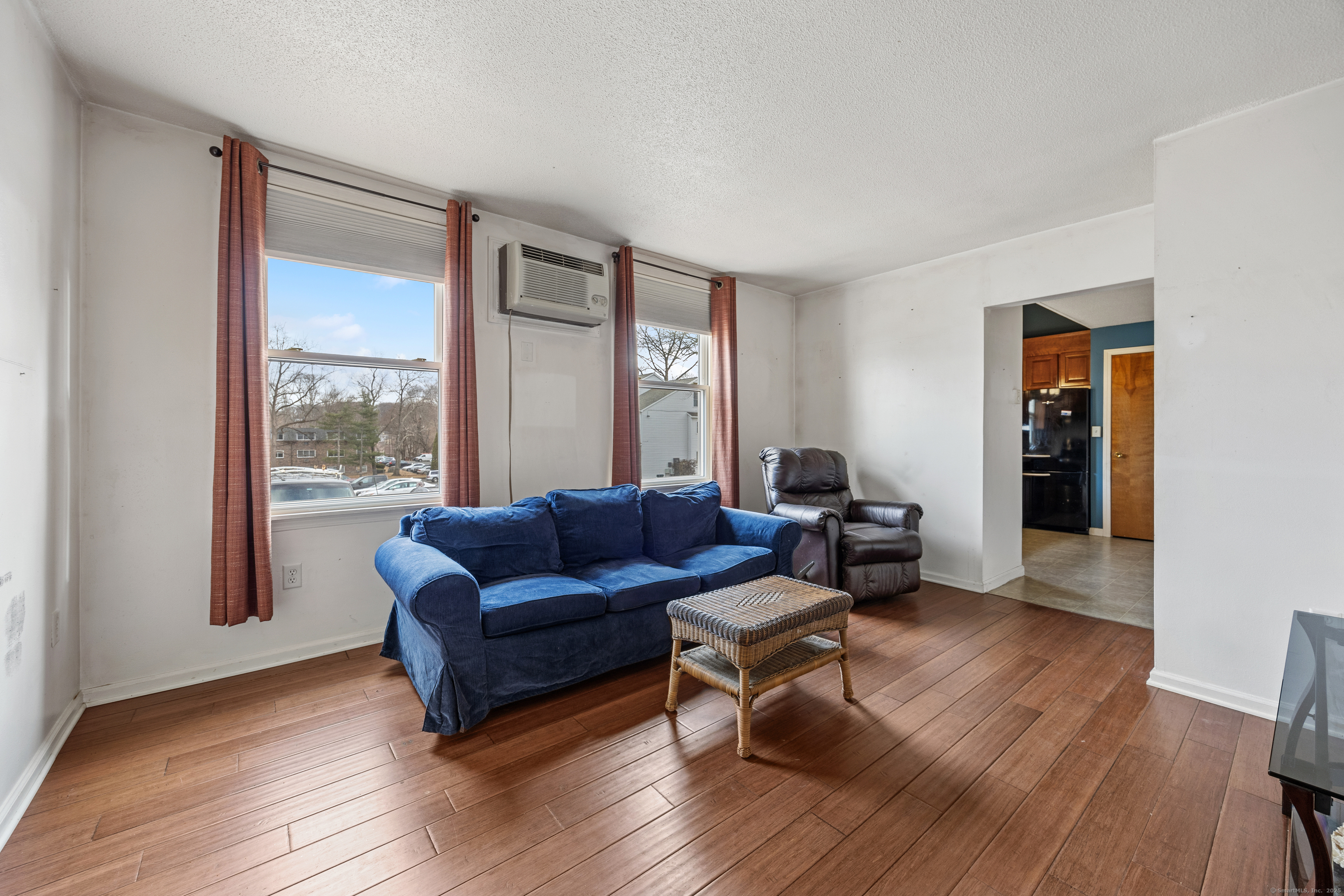 52 Irving Street #APT 2, Bristol, Connecticut image 4