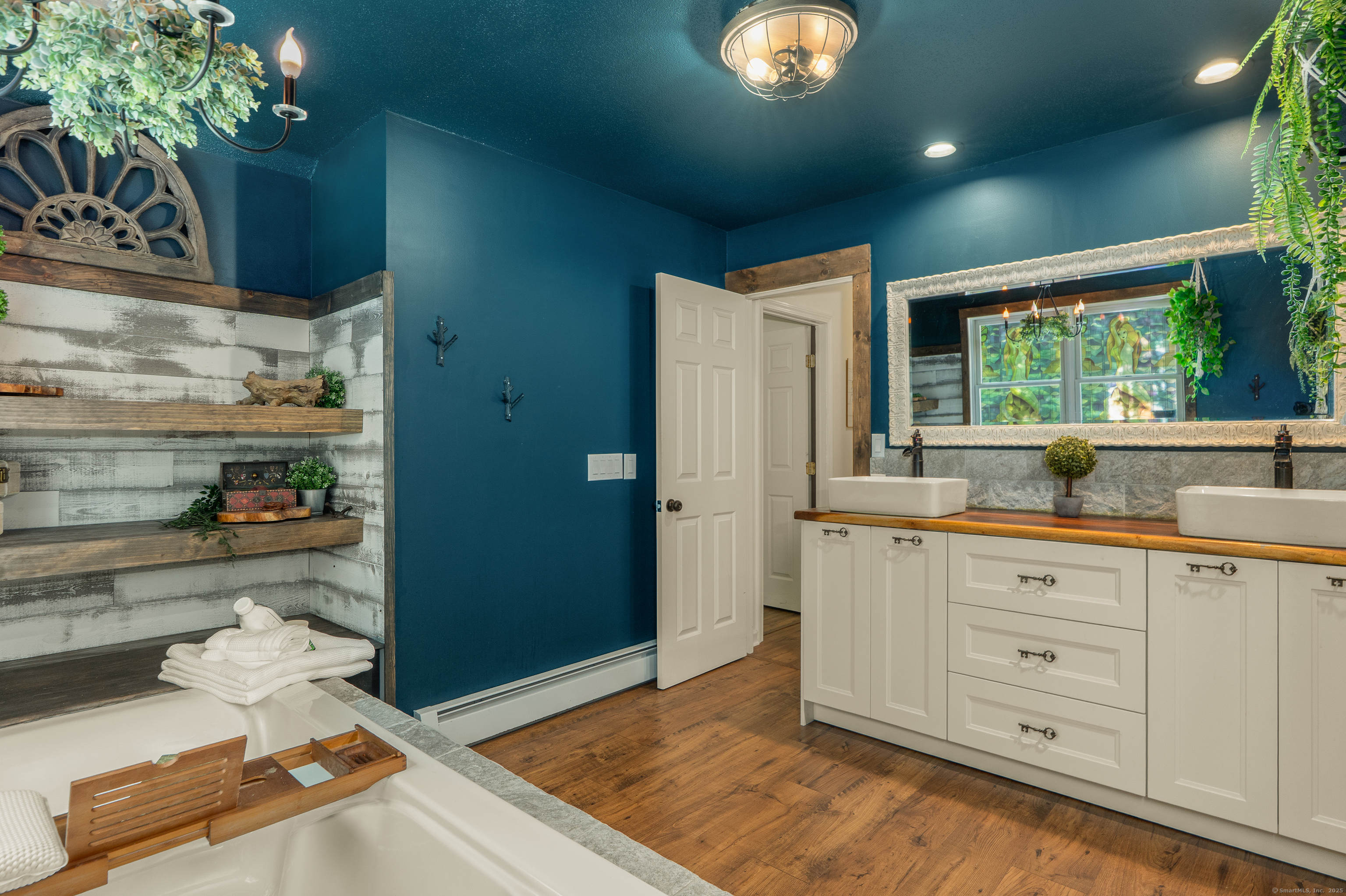 Tolland, Connecticut 06084, United States, 4 Bedrooms Bedrooms, ,3 BathroomsBathrooms,Residential,Coming Soon,193459