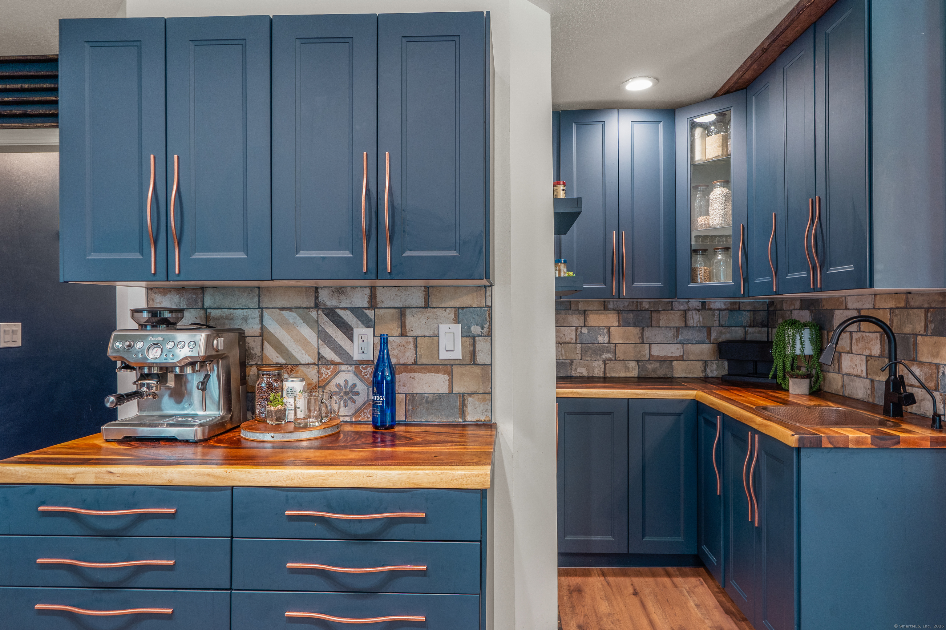 Tolland, Connecticut 06084, United States, 4 Bedrooms Bedrooms, ,3 BathroomsBathrooms,Residential,Coming Soon,193459