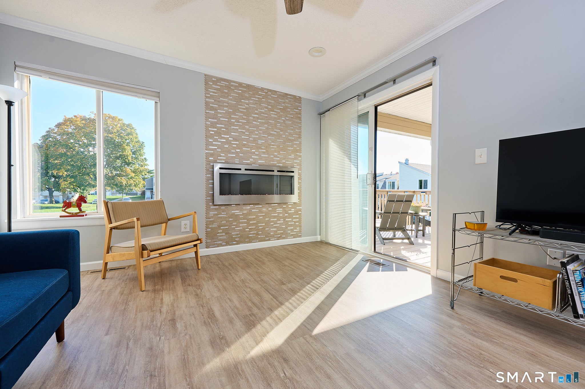 387 Walden Green Road 387