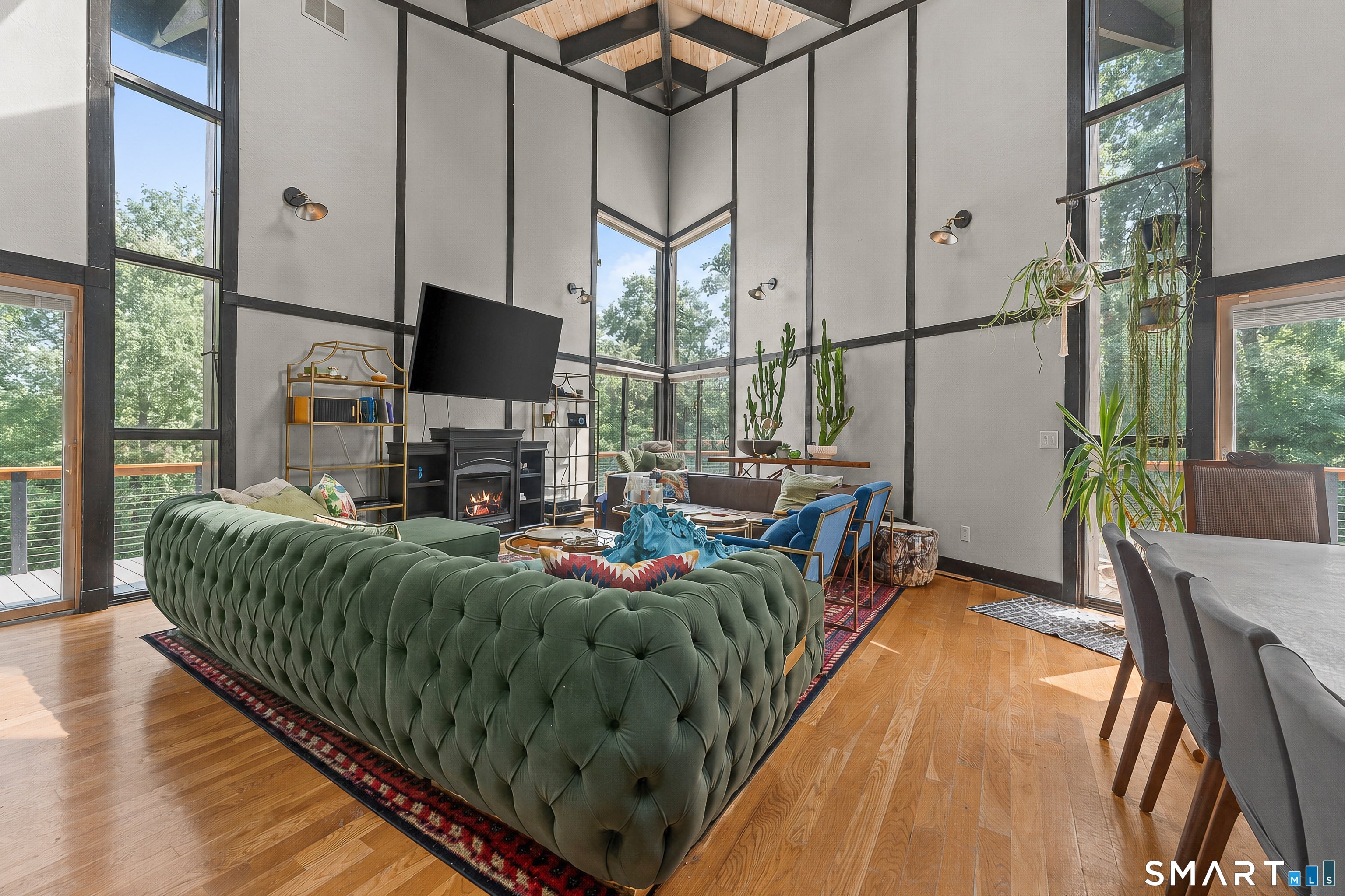 367 Brownstone Ridge
