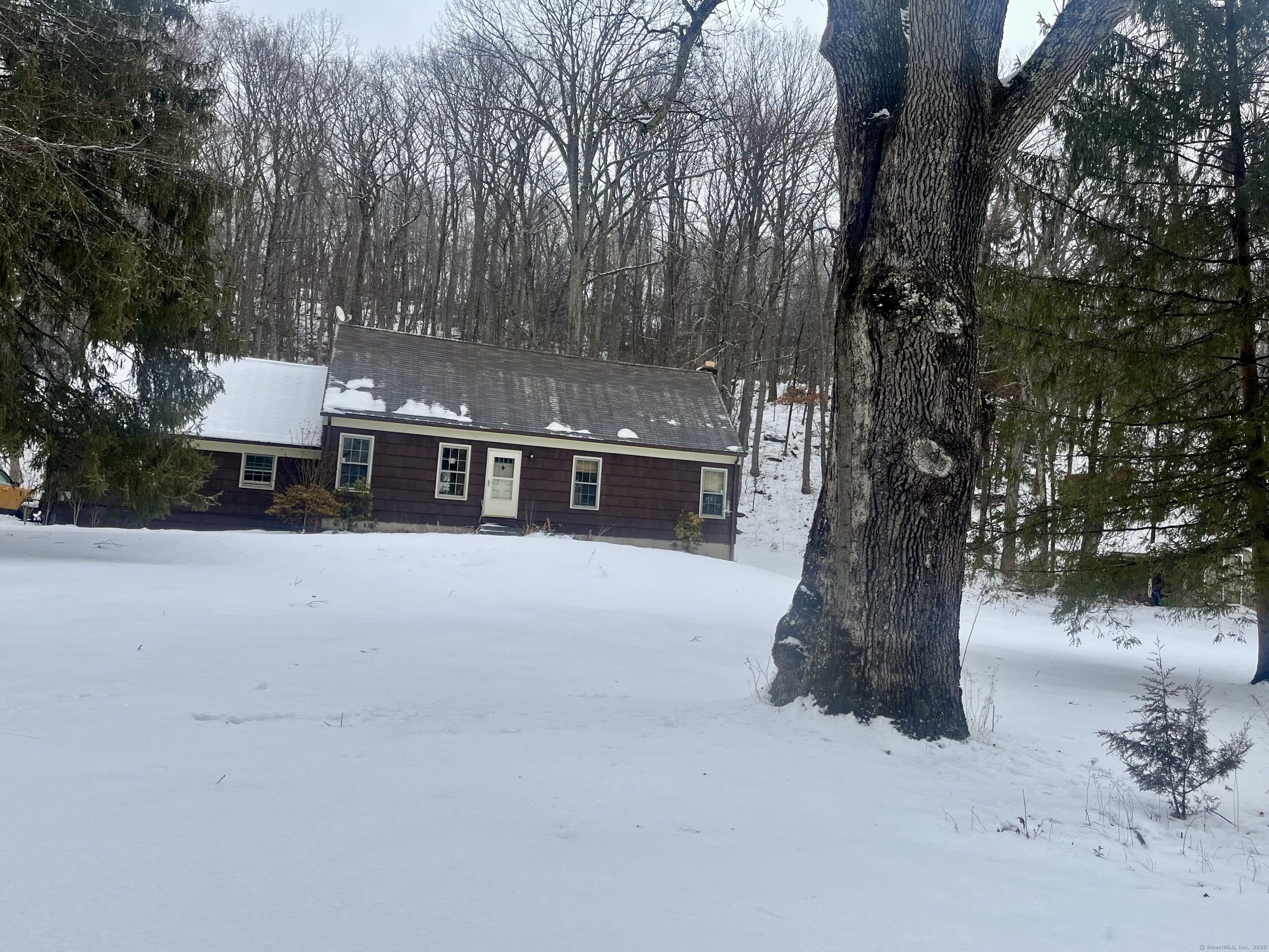 70 Arrowhead Way, Woodbury, Connecticut image 4