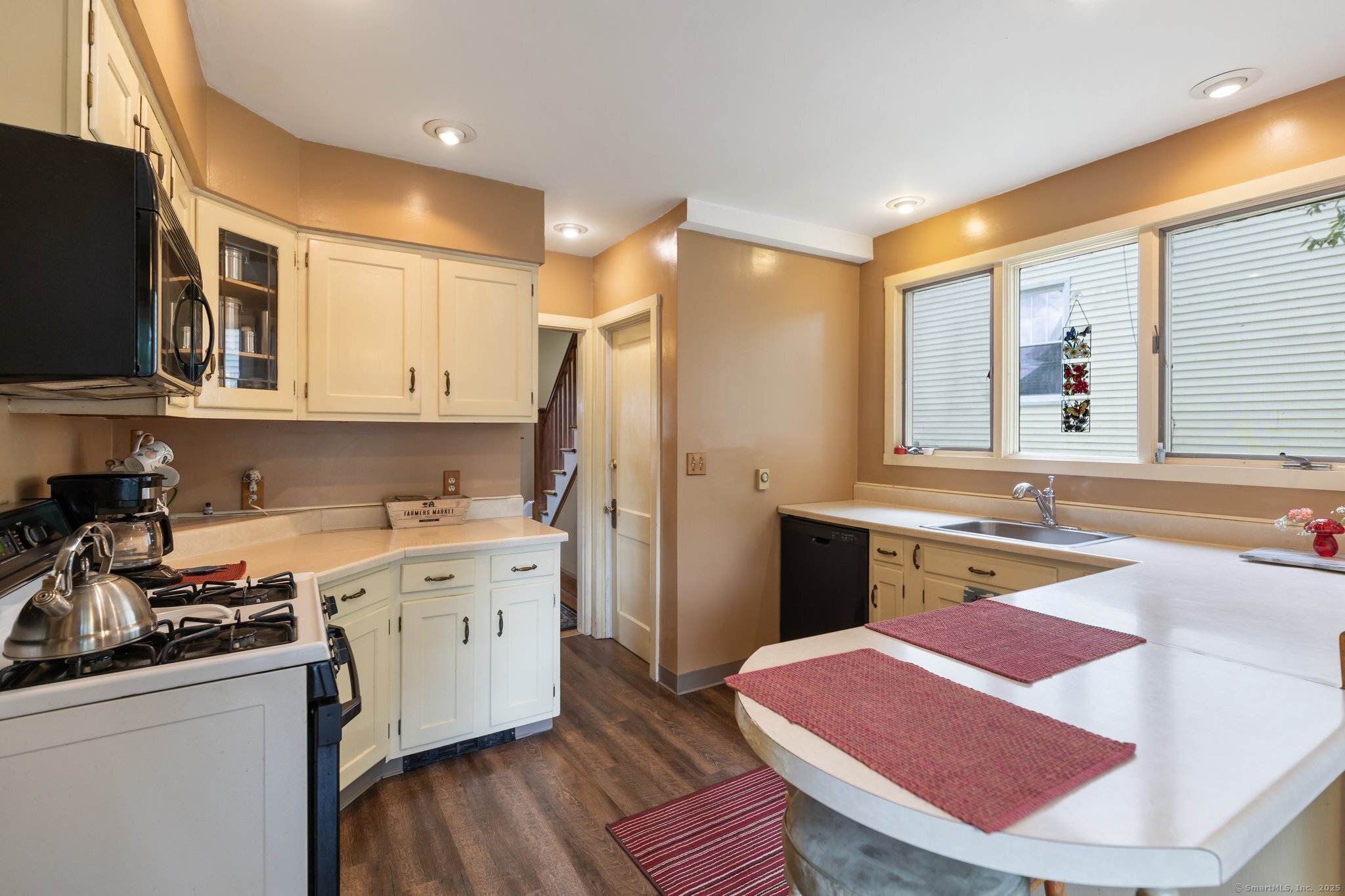 18 Windsor Street, Waterbury, Connecticut image 14