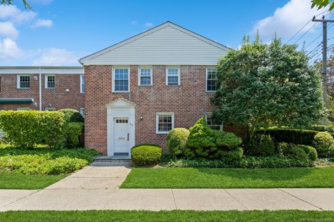 Tiny photo for 84 Putnam Park, Greenwich, CT 06830 (MLS # 24146136)