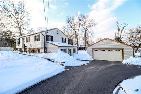 25 Howland Road New Milford CT 06776