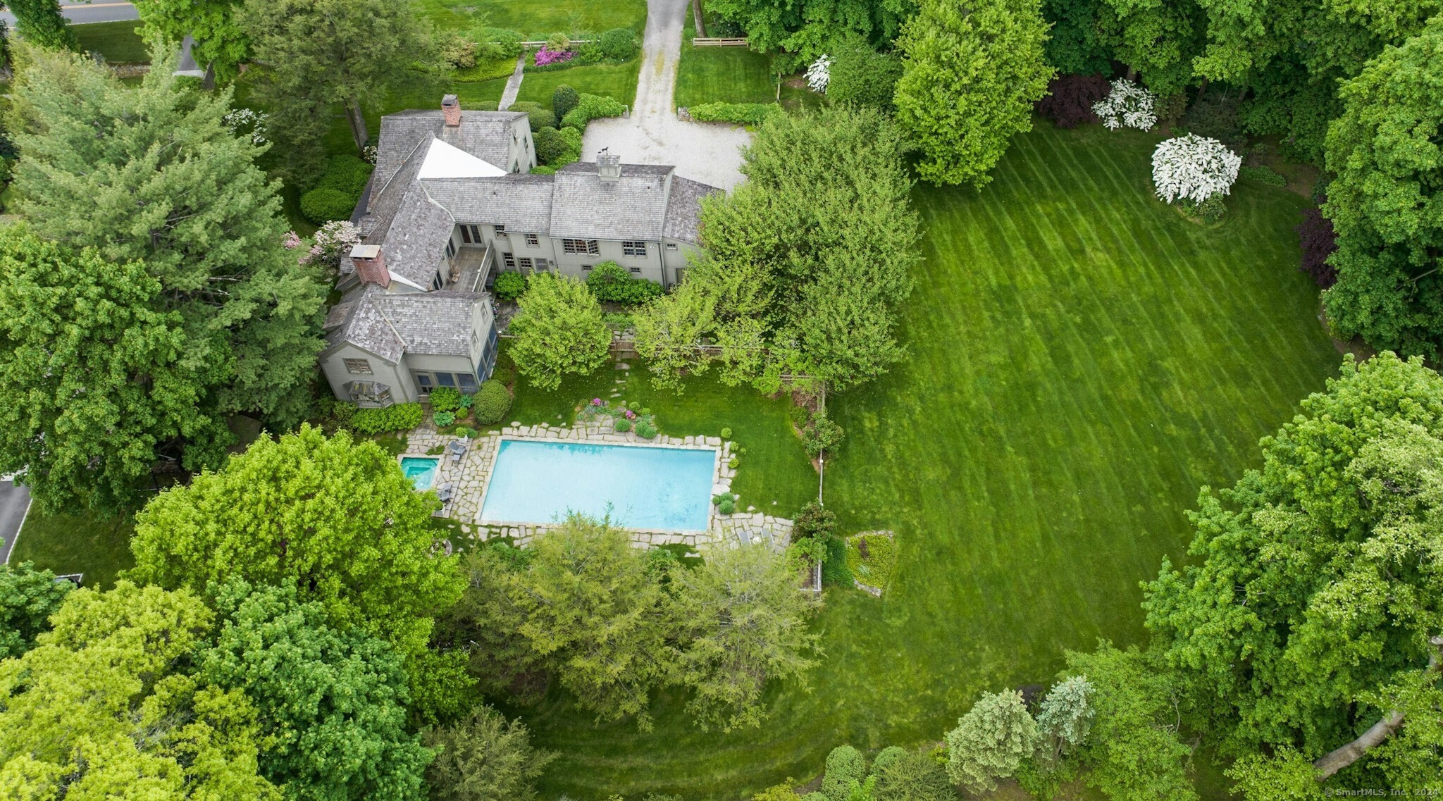 Property for Sale at 296 Carter Street, New Canaan, Connecticut - Bedrooms: 5 
Bathrooms: 4.5 
Rooms: 11  - $3,875,000