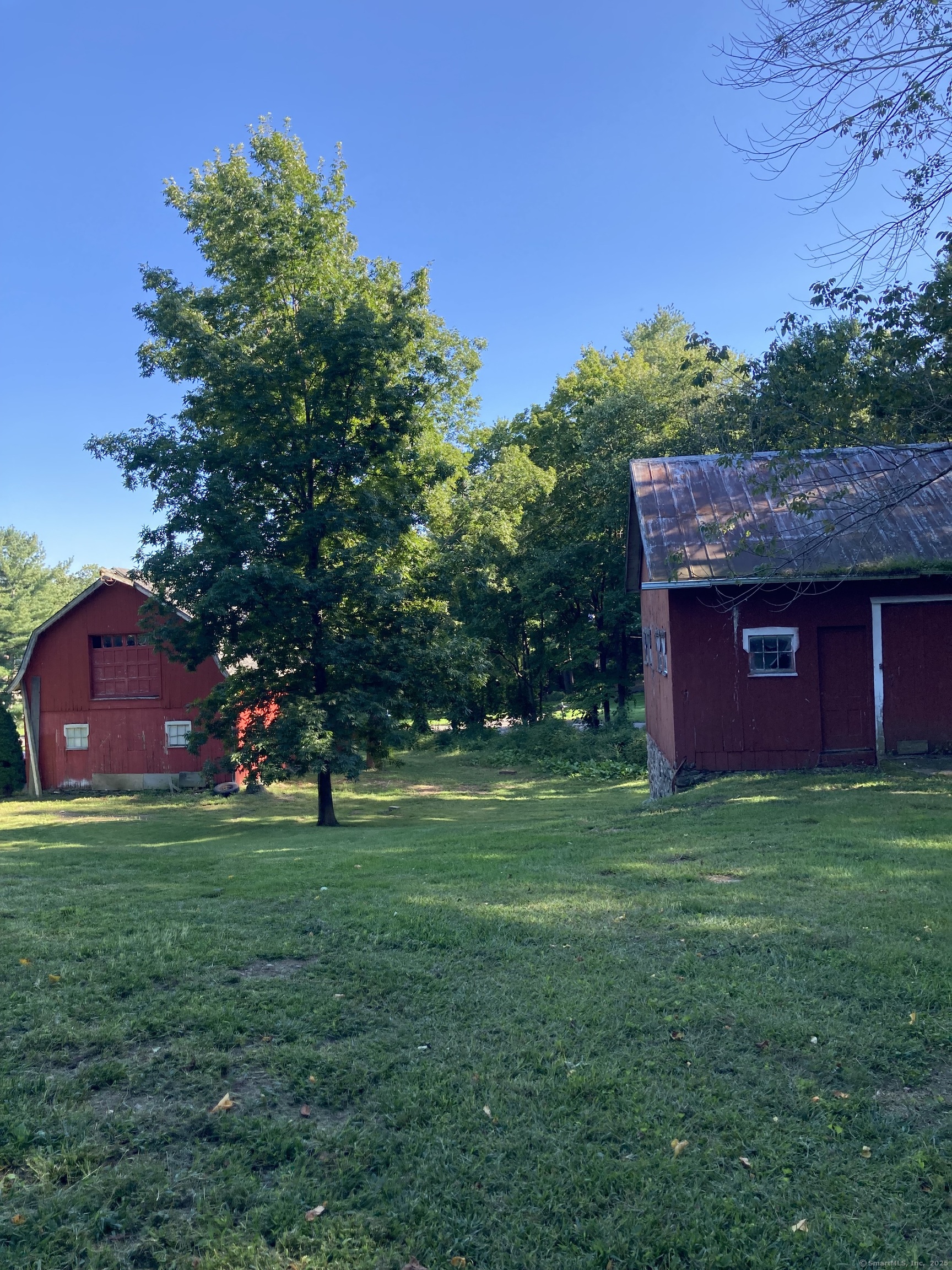 28 Pine Hollow Drive, Middlebury, Connecticut image 7