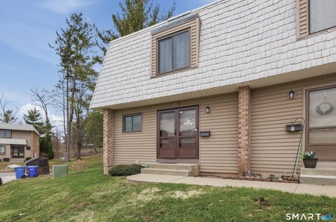 14 Redwood Court 14 Cromwell CT 06416