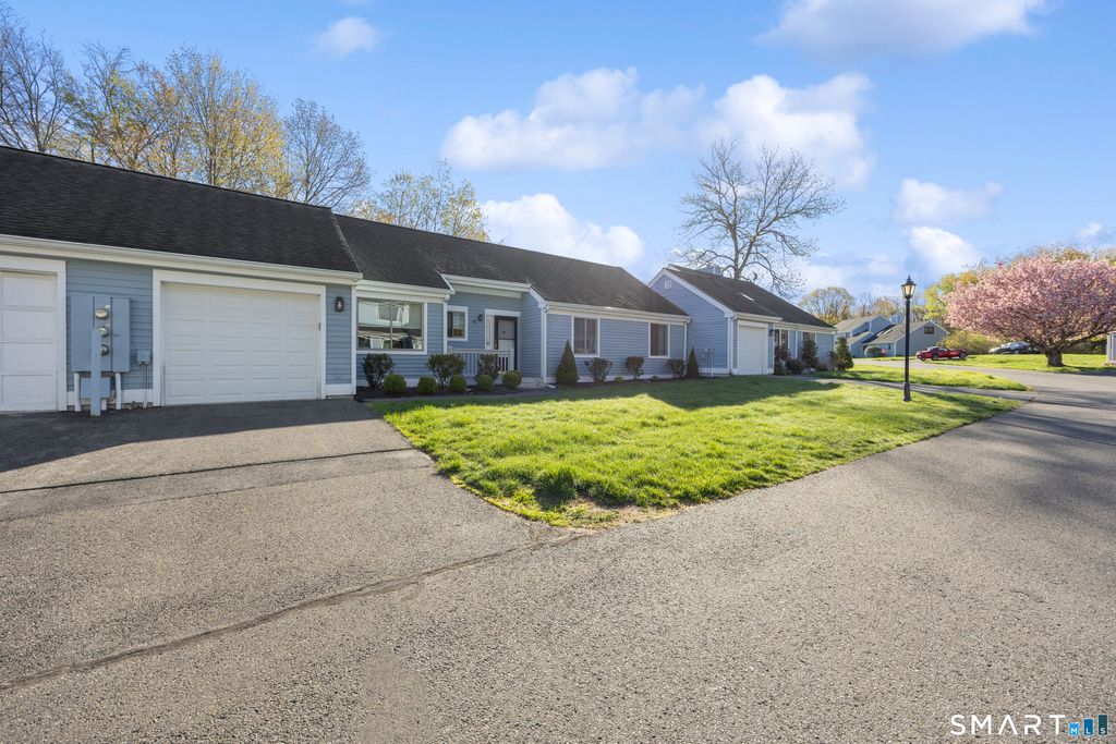Photo of 88 Cannon Ridge Drive #88, Watertown, CT 06795 (MLS # 24170232)