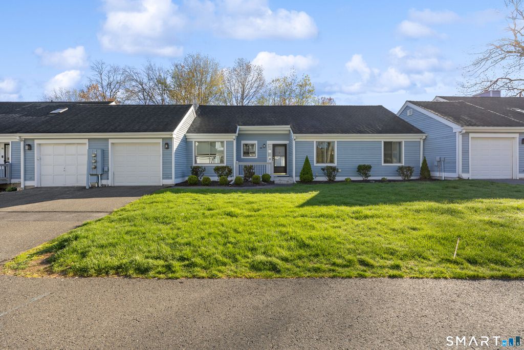 Photo of 88 Cannon Ridge Drive #88, Watertown, CT 06795 (MLS # 24170232)