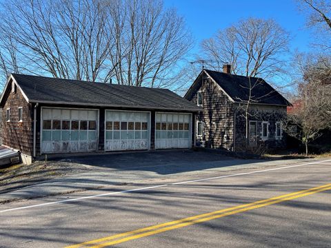 A home in Ledyard