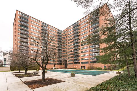 Condo For Sale - 31 Woodland Street #4G<br/> Hartford, CT 06111