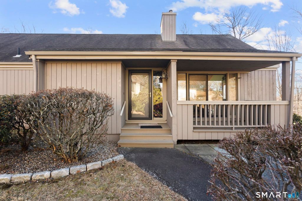 Photo of 315 Navajo Lane #A, Stratford, CT 06614 (MLS # 24148423)