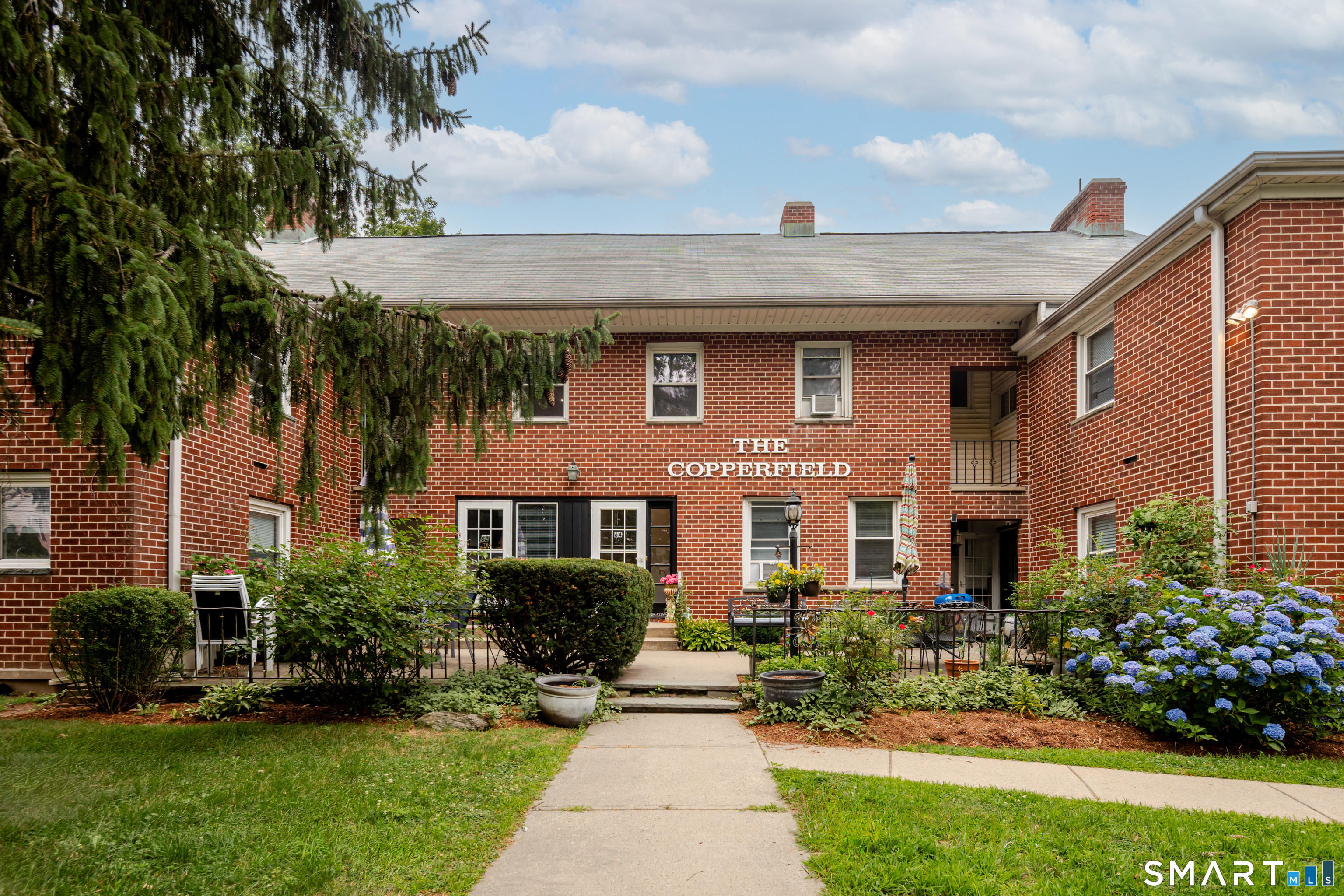 64 Maple Tree Avenue 2