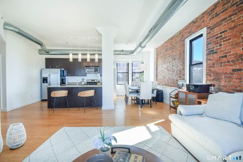 Condo For Sale - 881 Lafayette Boulevard #3M<br/> Bridgeport, CT 06604