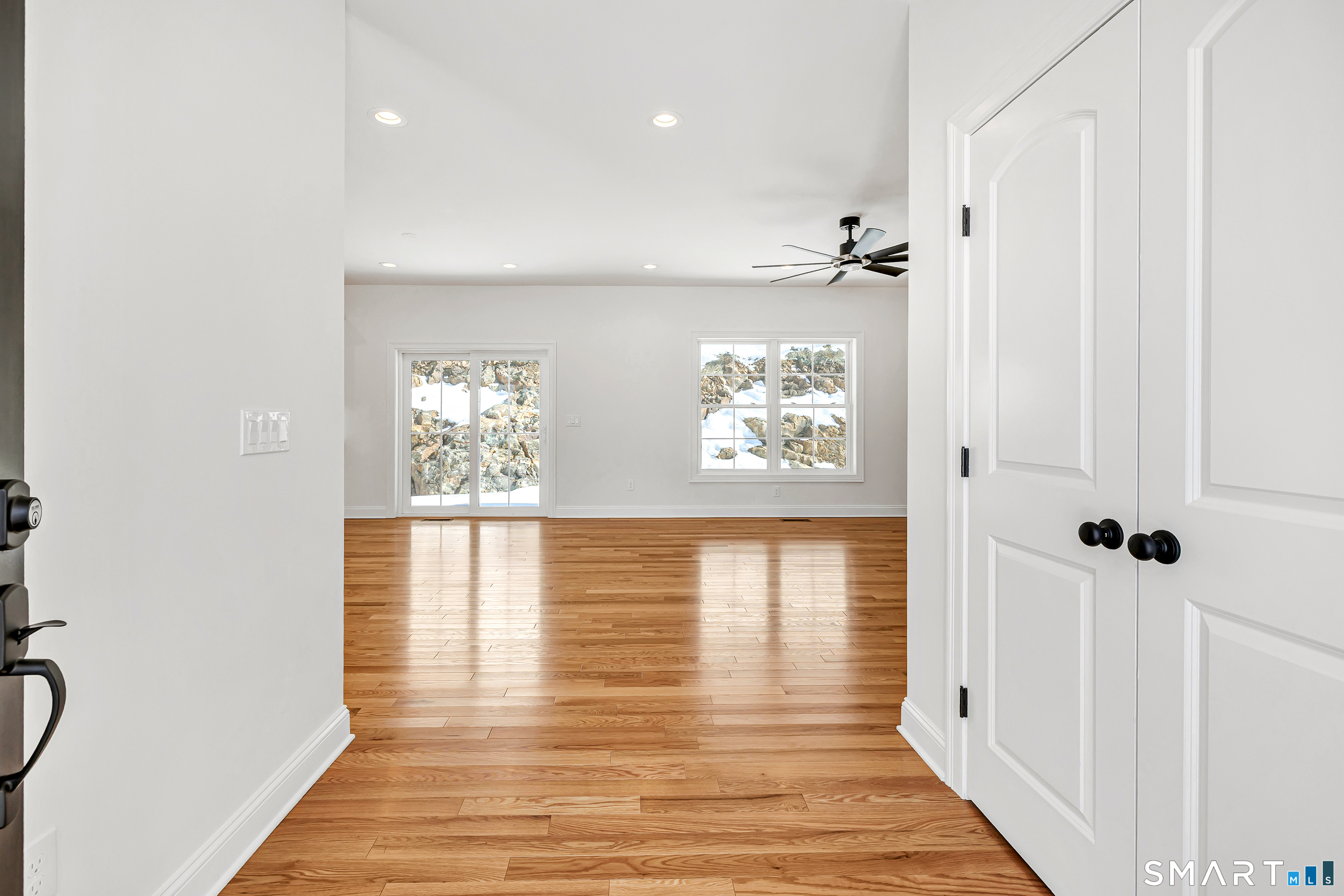 15 Hunting Ridge Road