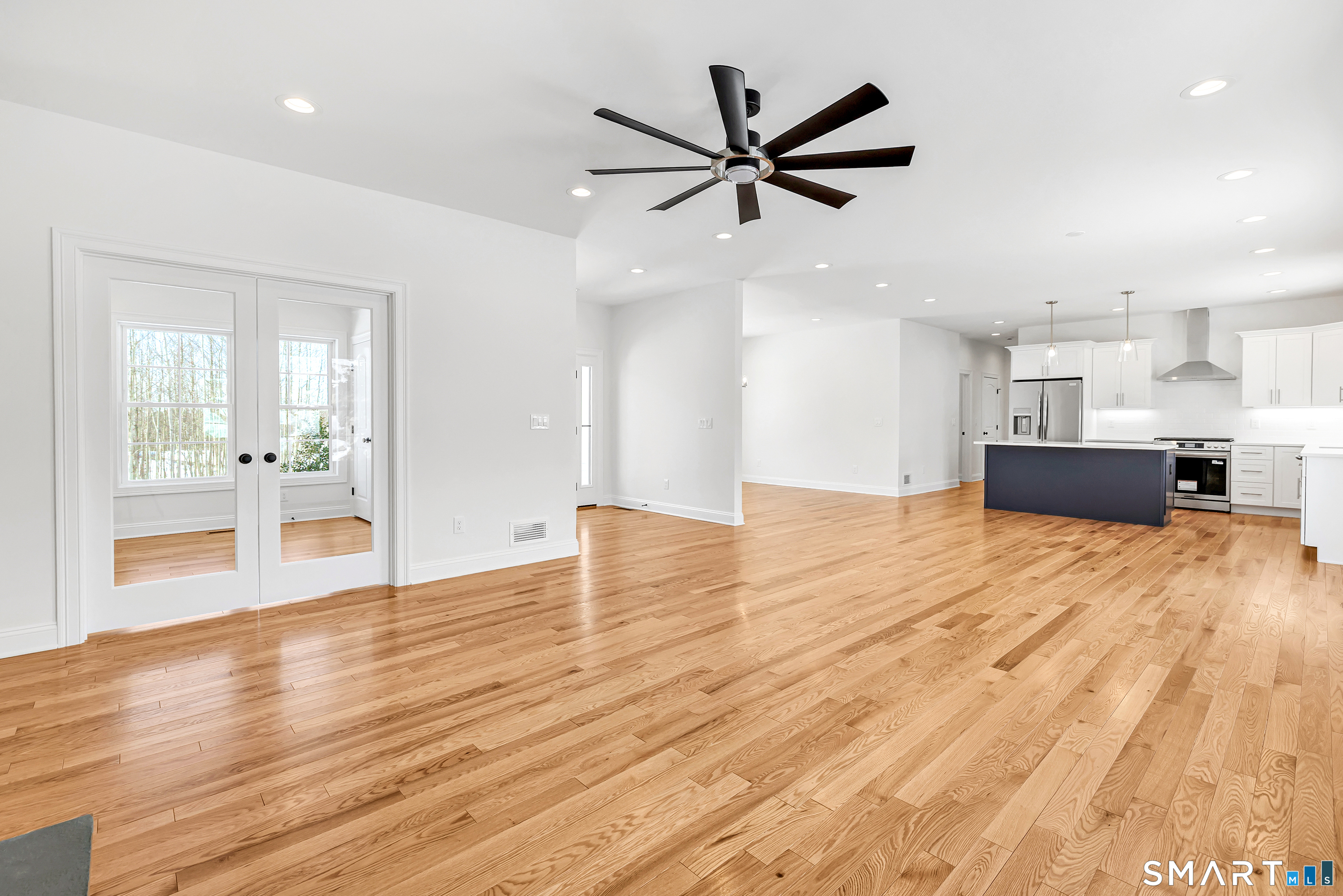 15 Hunting Ridge Road