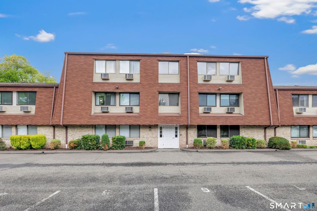 Photo of 22 Radio Place #8, Stamford, CT 06906 (MLS # 24176647)