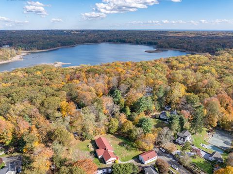 78 Trinity Pass Stamford CT 06903