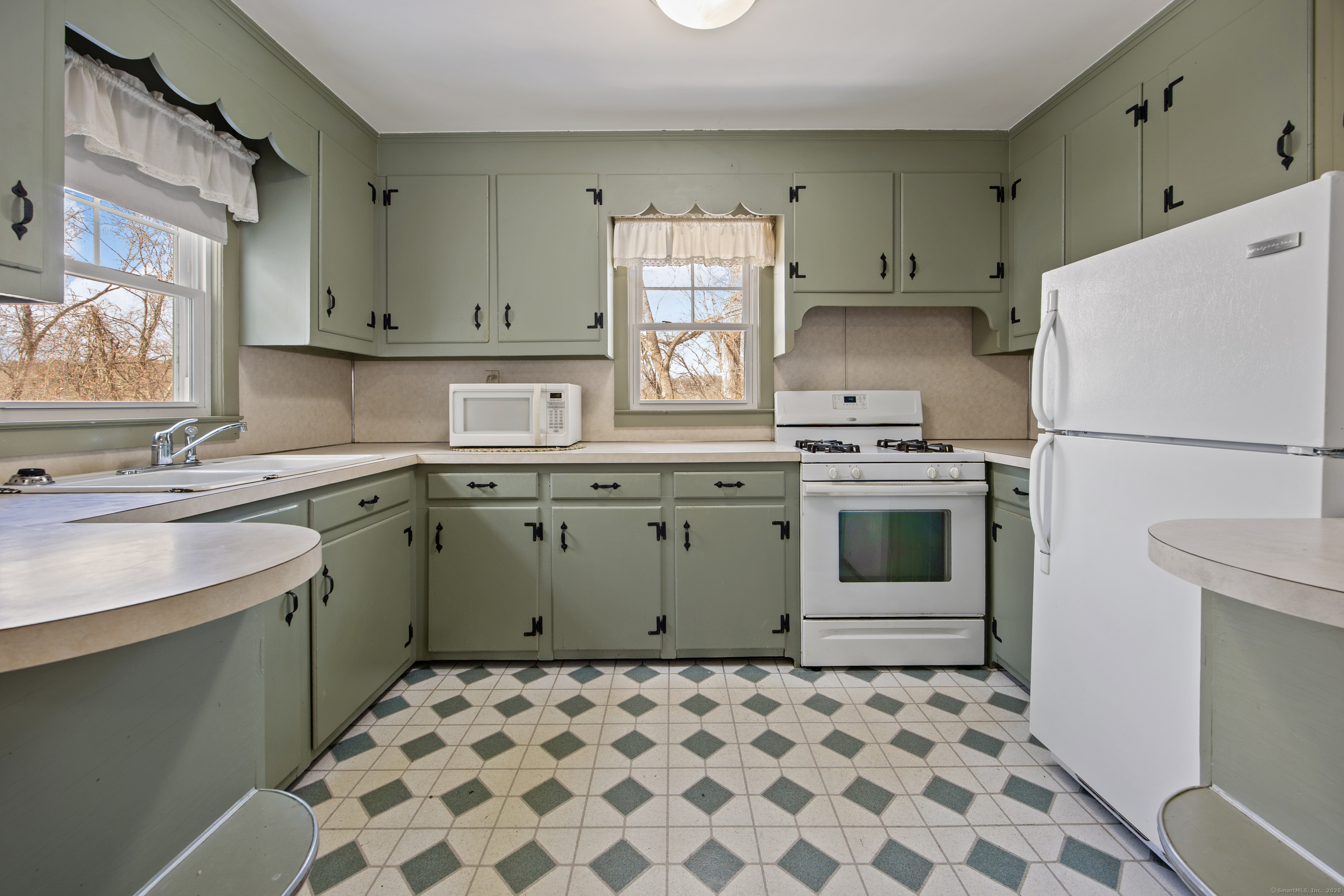 51 Joshua Hill Road, Woodbury, Connecticut image 9
