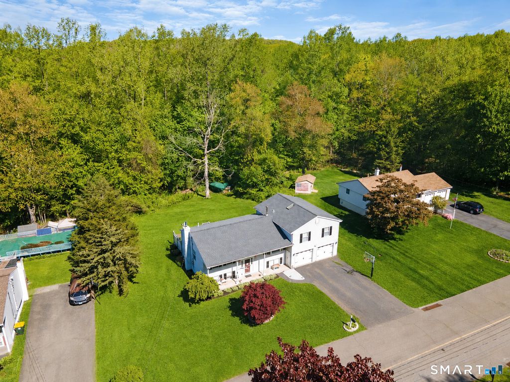 Photo of 29 Evening Star Drive, Seymour, CT 06483 (MLS # 24162007)