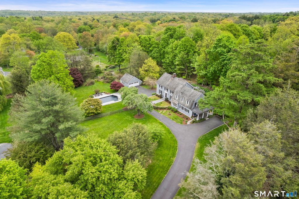 Photo of 176 Carter Street, New Canaan, CT 06840 (MLS # 24173413)