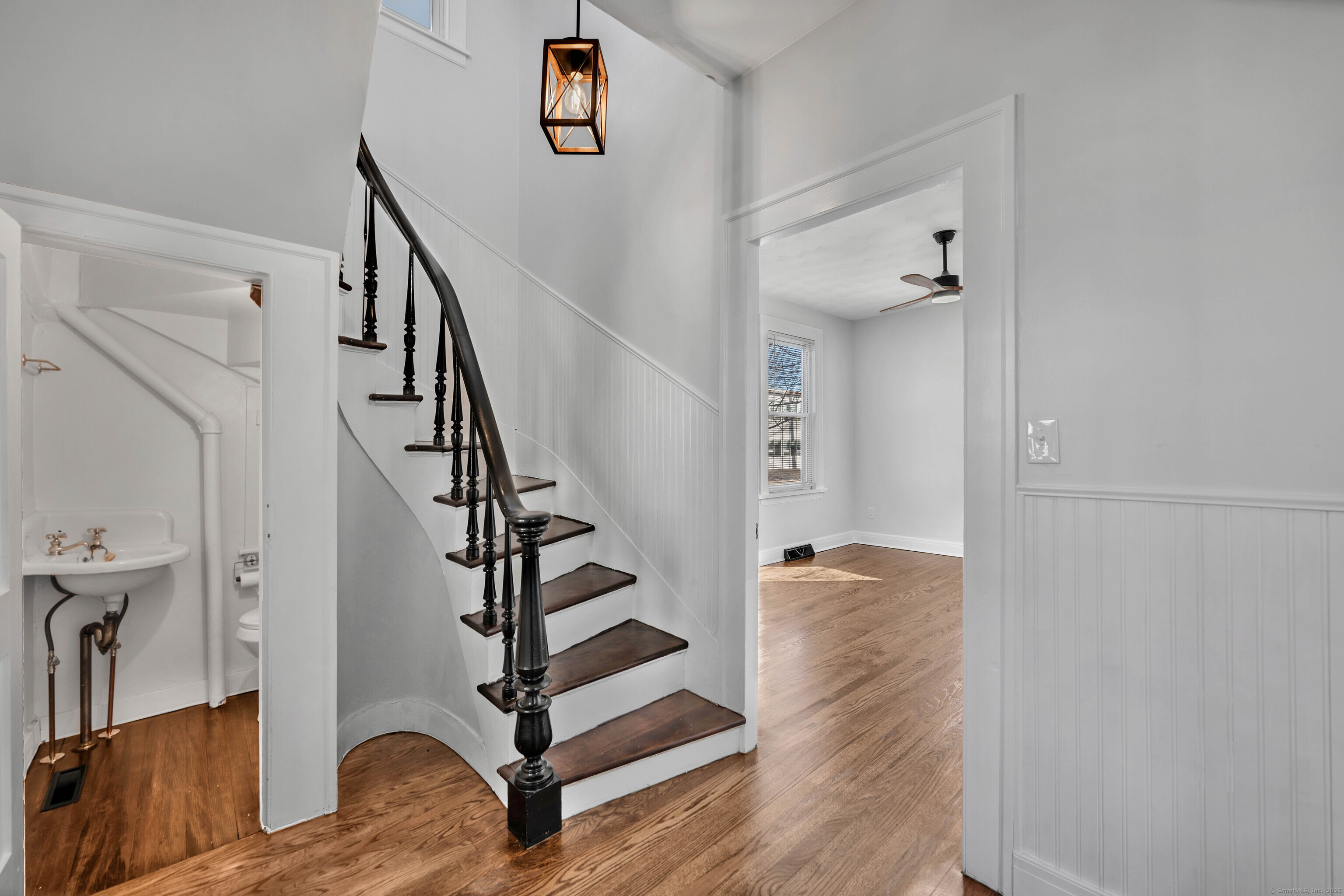45 Pleasant Street, Bristol, Connecticut image 21
