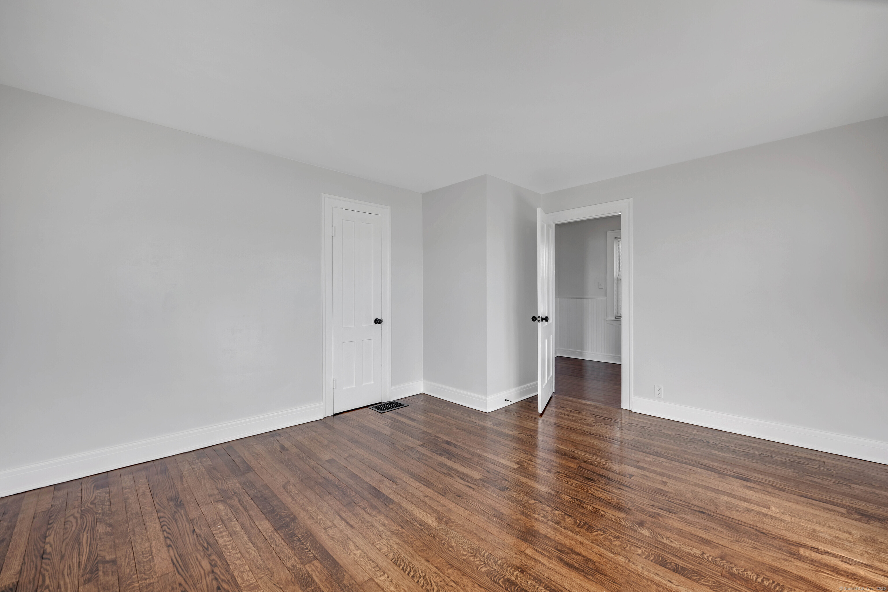 45 Pleasant Street, Bristol, Connecticut image 24