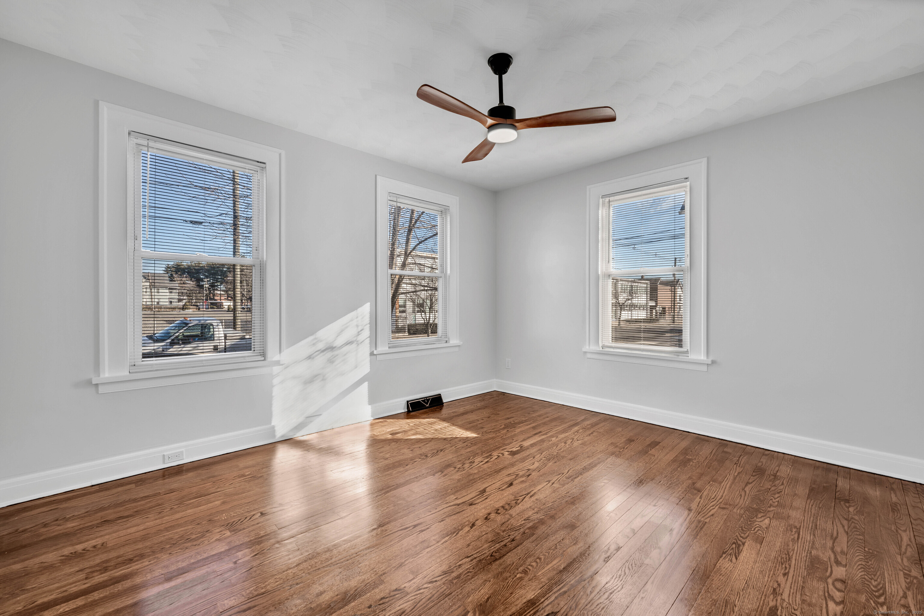 45 Pleasant Street, Bristol, Connecticut image 22