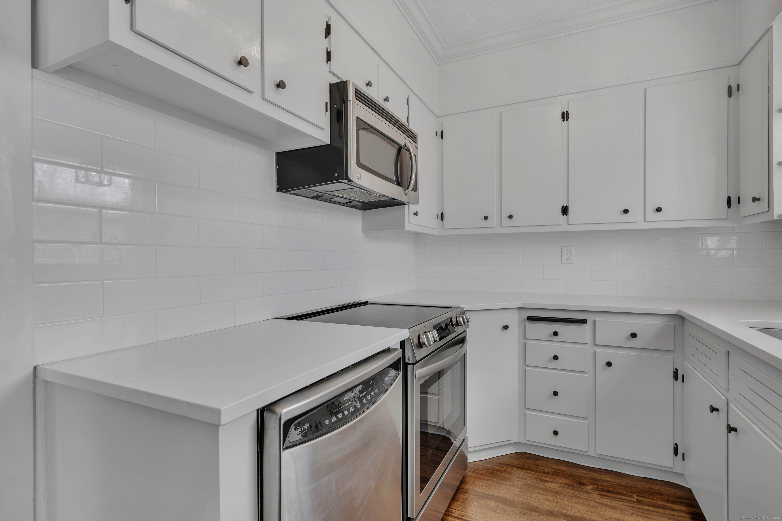 45 Pleasant Street, Bristol, Connecticut image 6