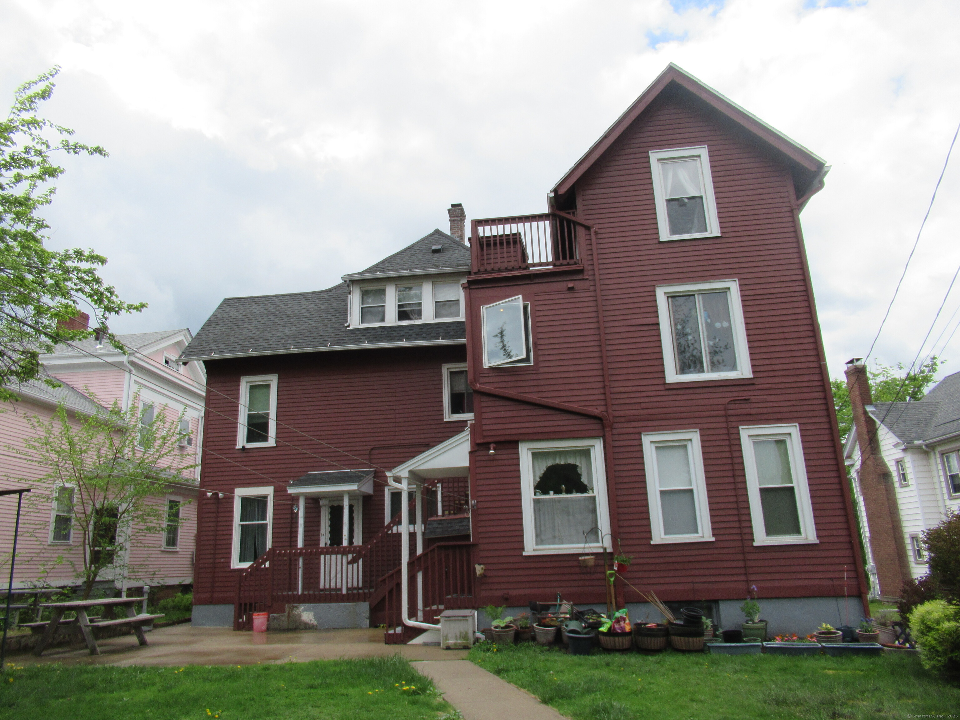 126 Maple Street
