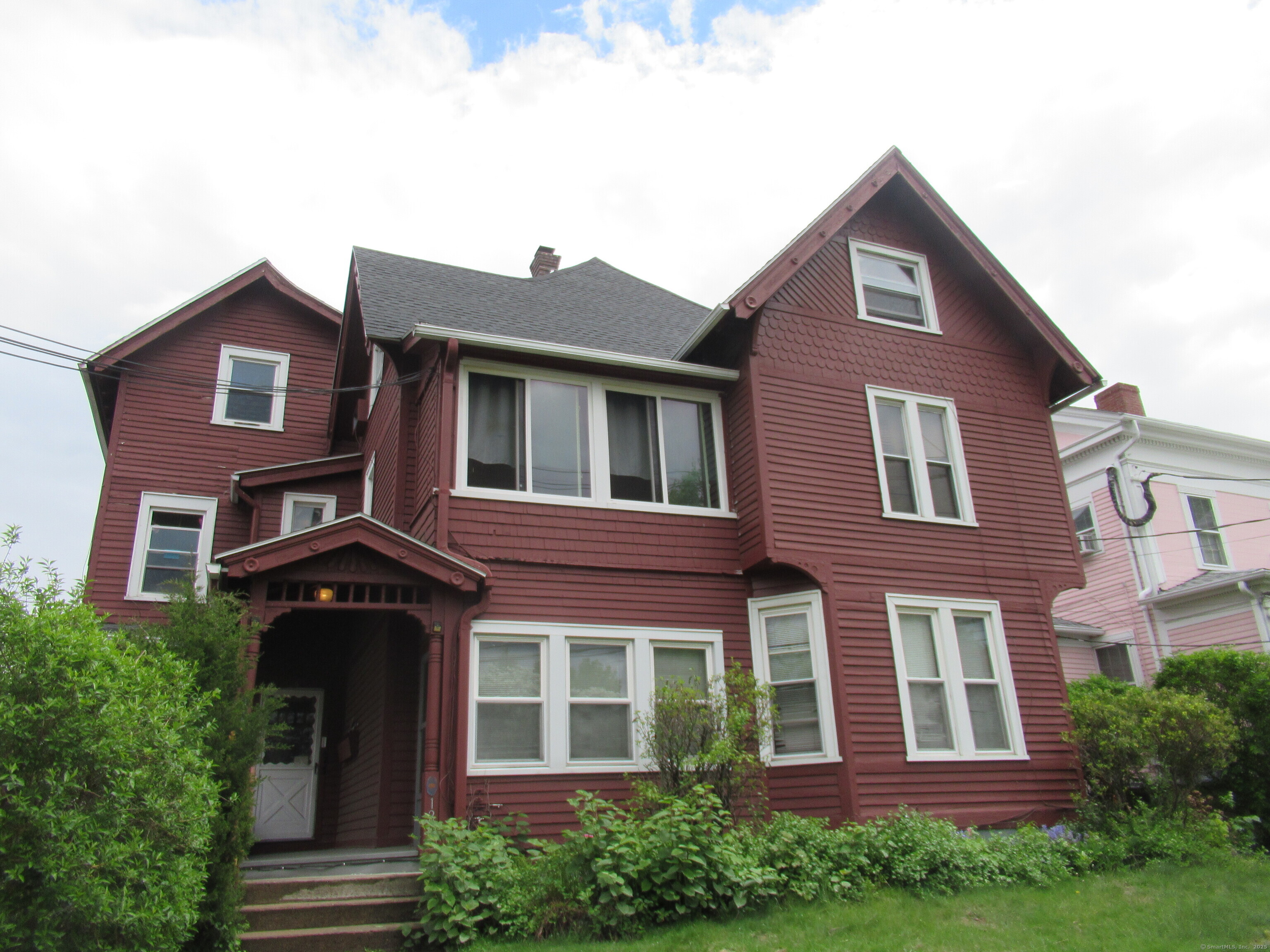 Property for Sale at Maple Street, Bristol, Connecticut - Bedrooms: 11 
Bathrooms: 5 
Rooms: 22  - $629,900