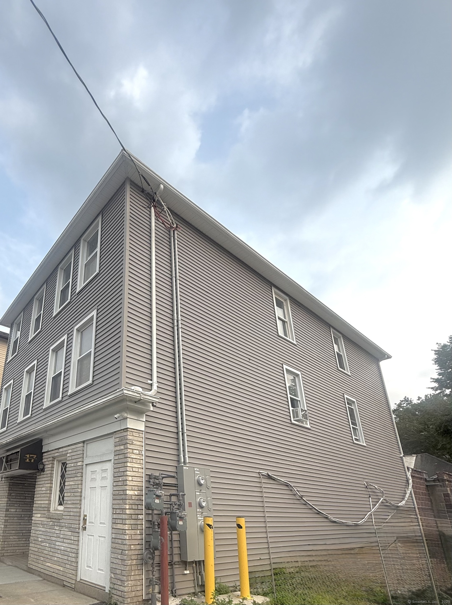 17 Congress Avenue