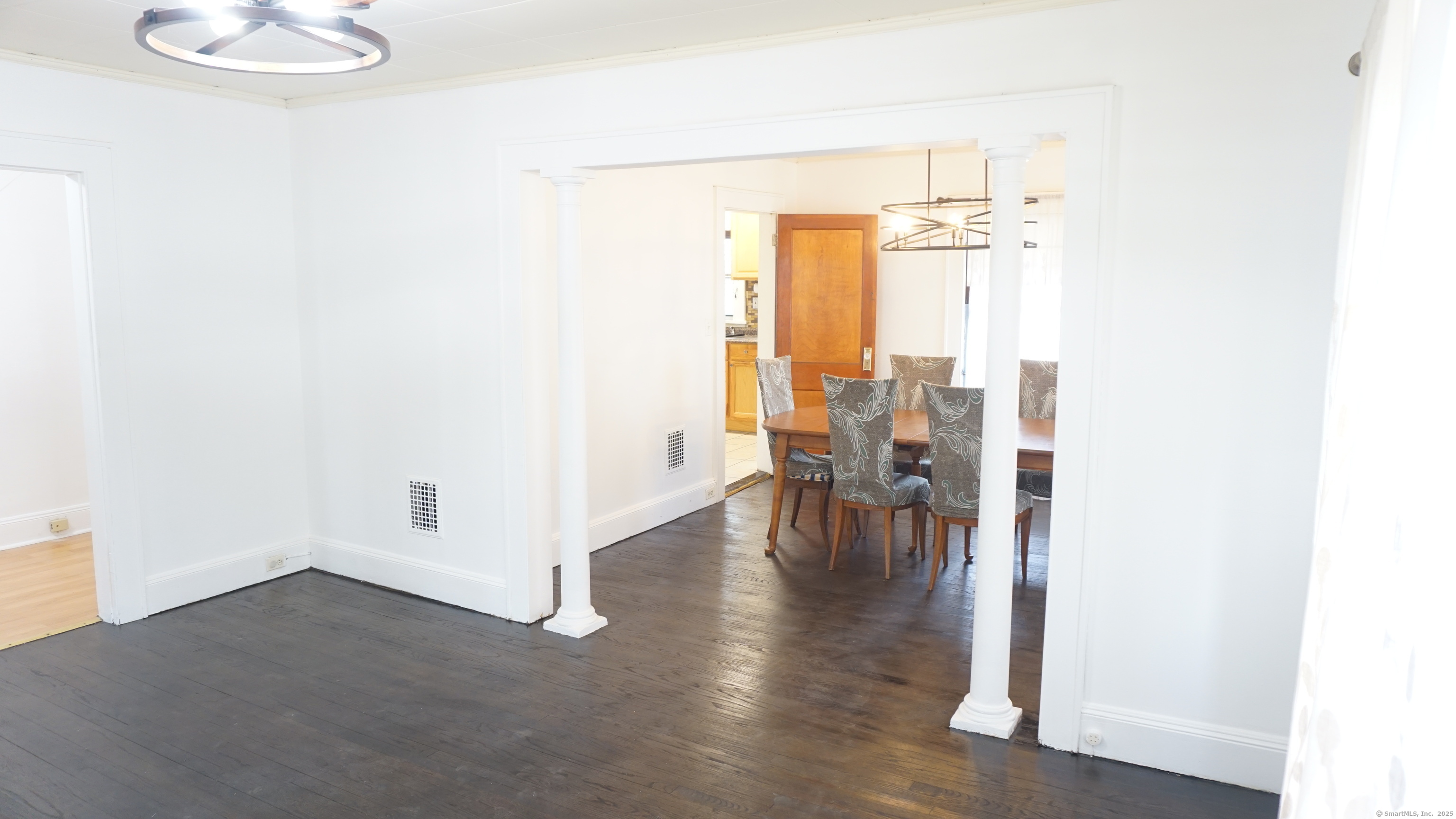 Rental Property at Judson Place, Bridgeport, Connecticut - Bedrooms: 4 
Bathrooms: 3 
Rooms: 6  - $3,650 MO.