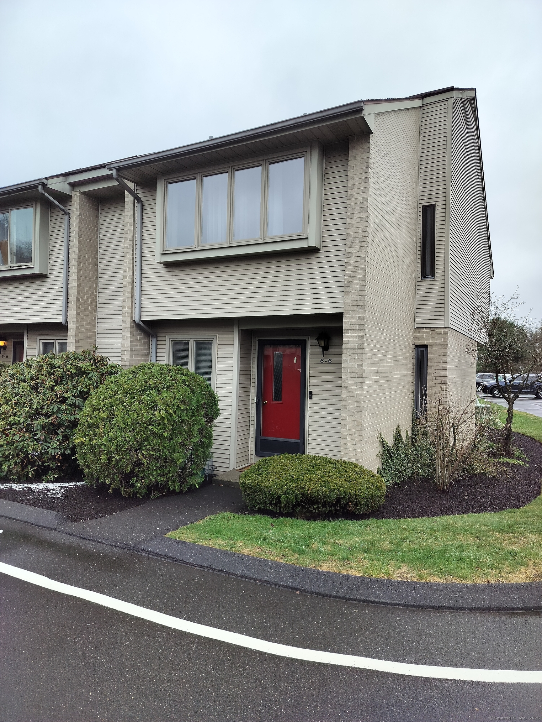 827 Oronoke Road #APT 6-6, Waterbury, Connecticut image 2