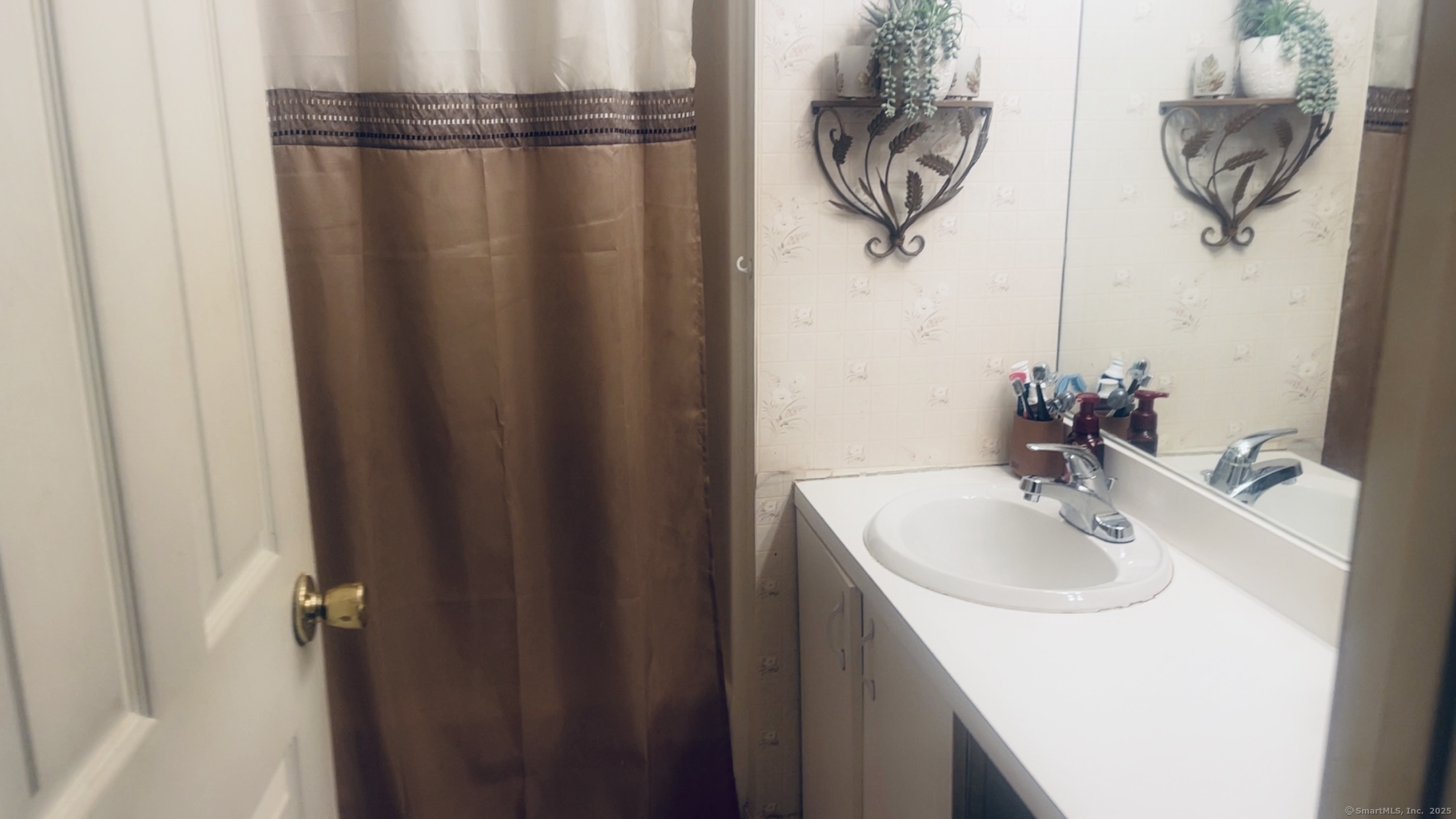827 Oronoke Road #APT 6-6, Waterbury, Connecticut image 21