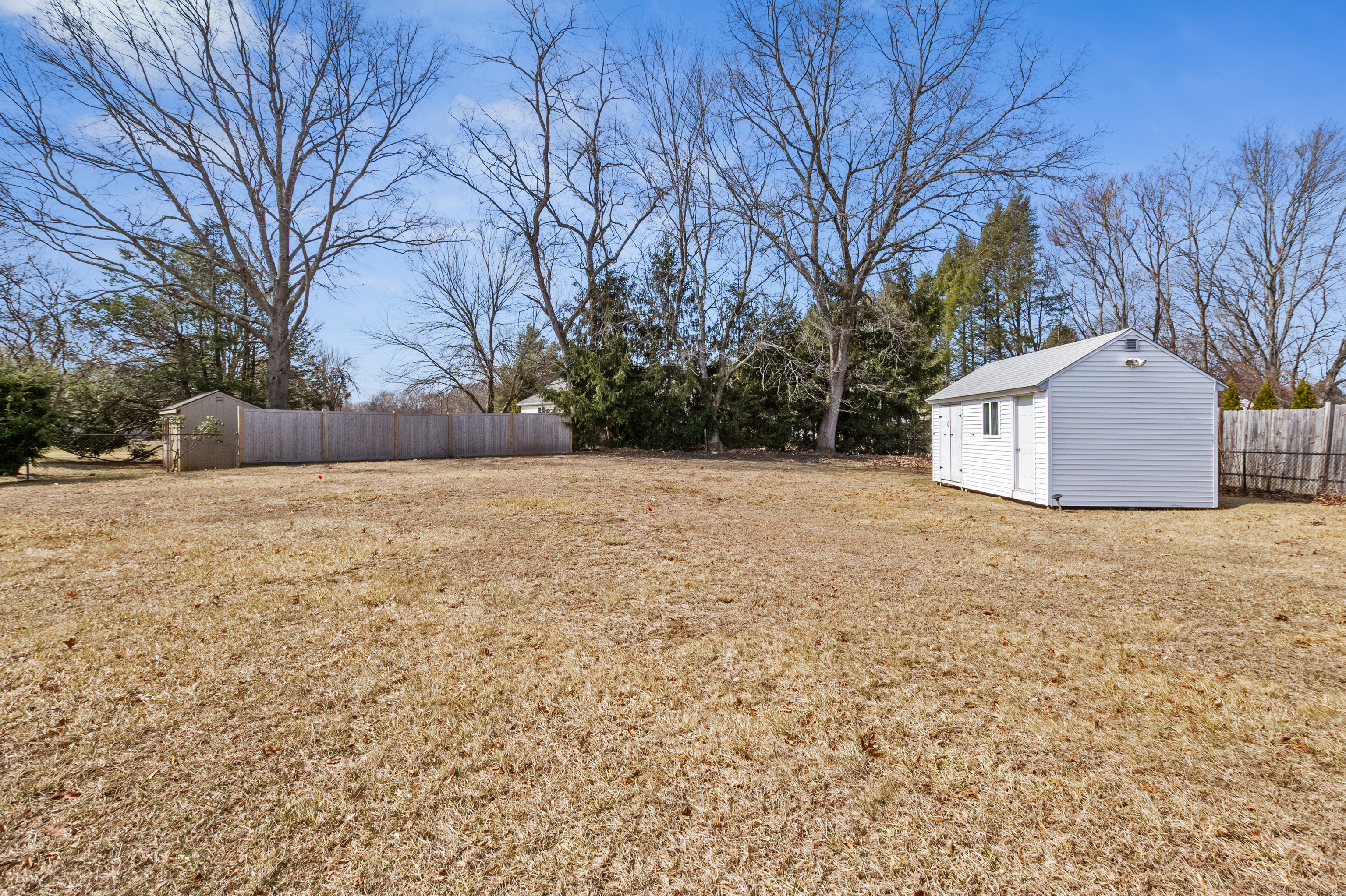 131 Rolling Meadow Drive, East Hartford, Connecticut image 2