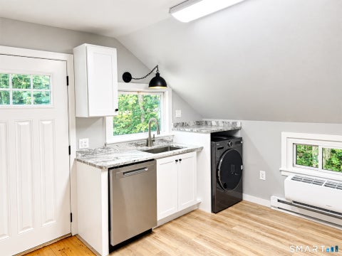 Tiny photo for 300 Railtree Hill Road #B, Woodbury, CT 06798 (MLS # 24207718)