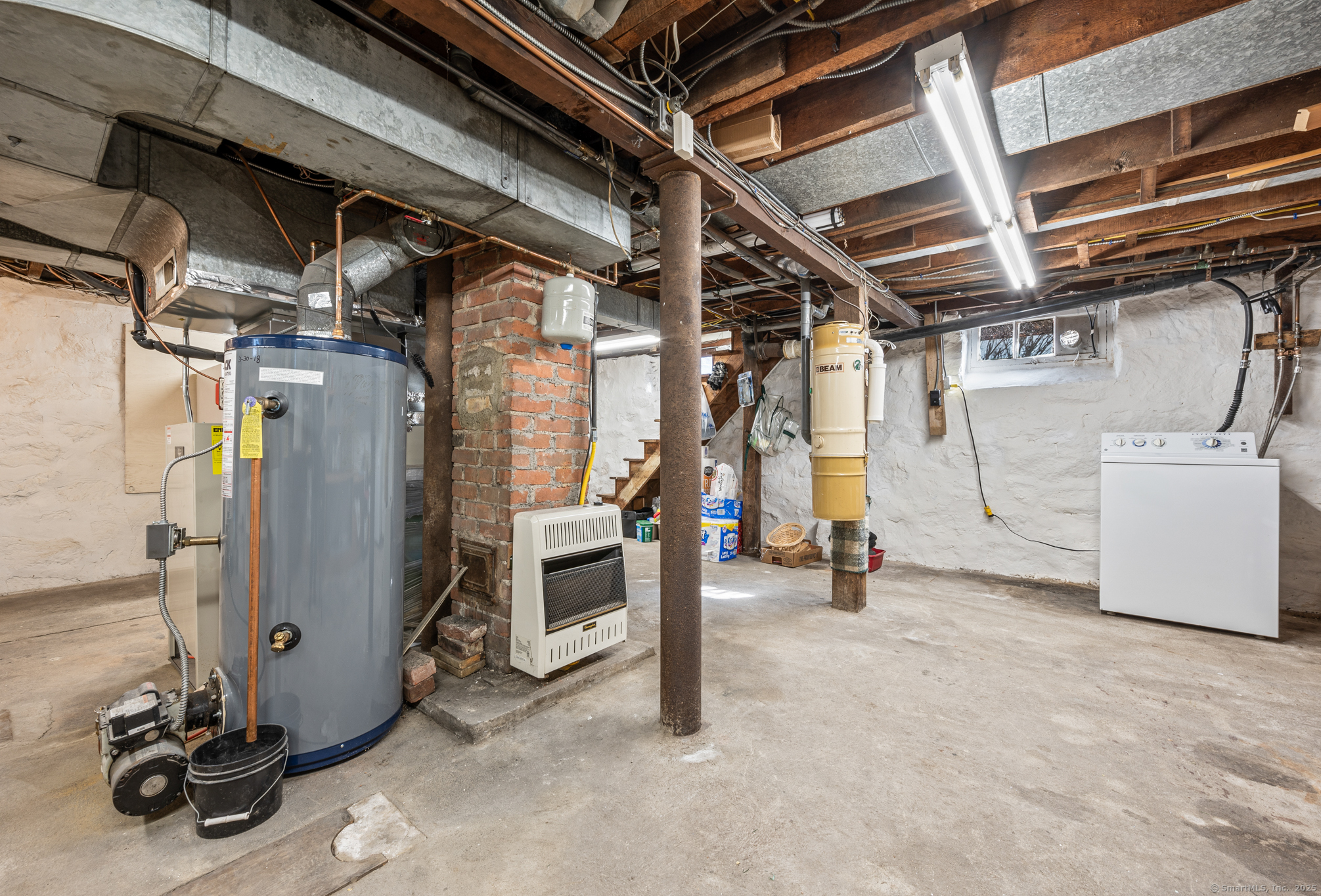 19 Frederick Street, Watertown, Connecticut image 35