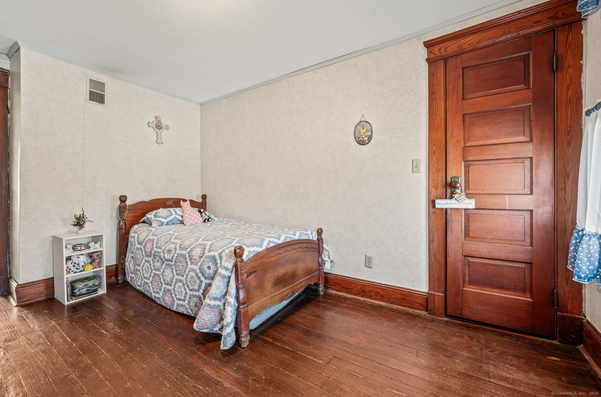 19 Frederick Street, Watertown, Connecticut image 26