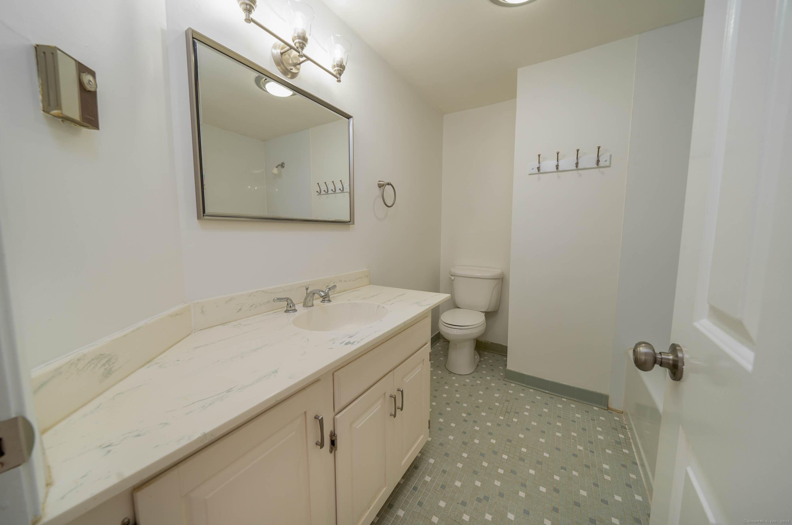 28 Harbour Village #C, Branford, Connecticut image 16