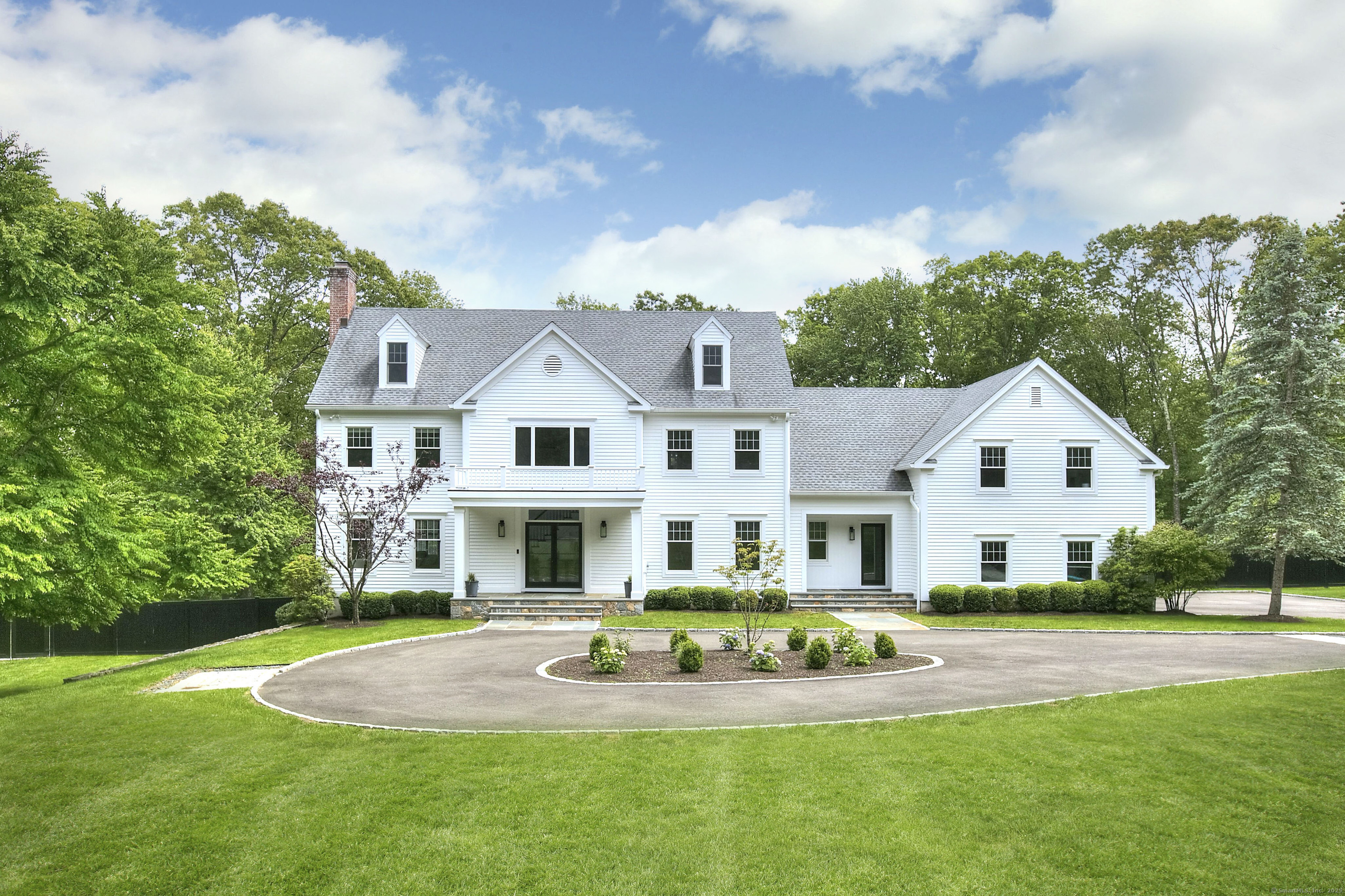 November Trail, Weston, Connecticut - 6 Bedrooms  
6 Bathrooms  
12 Rooms - 