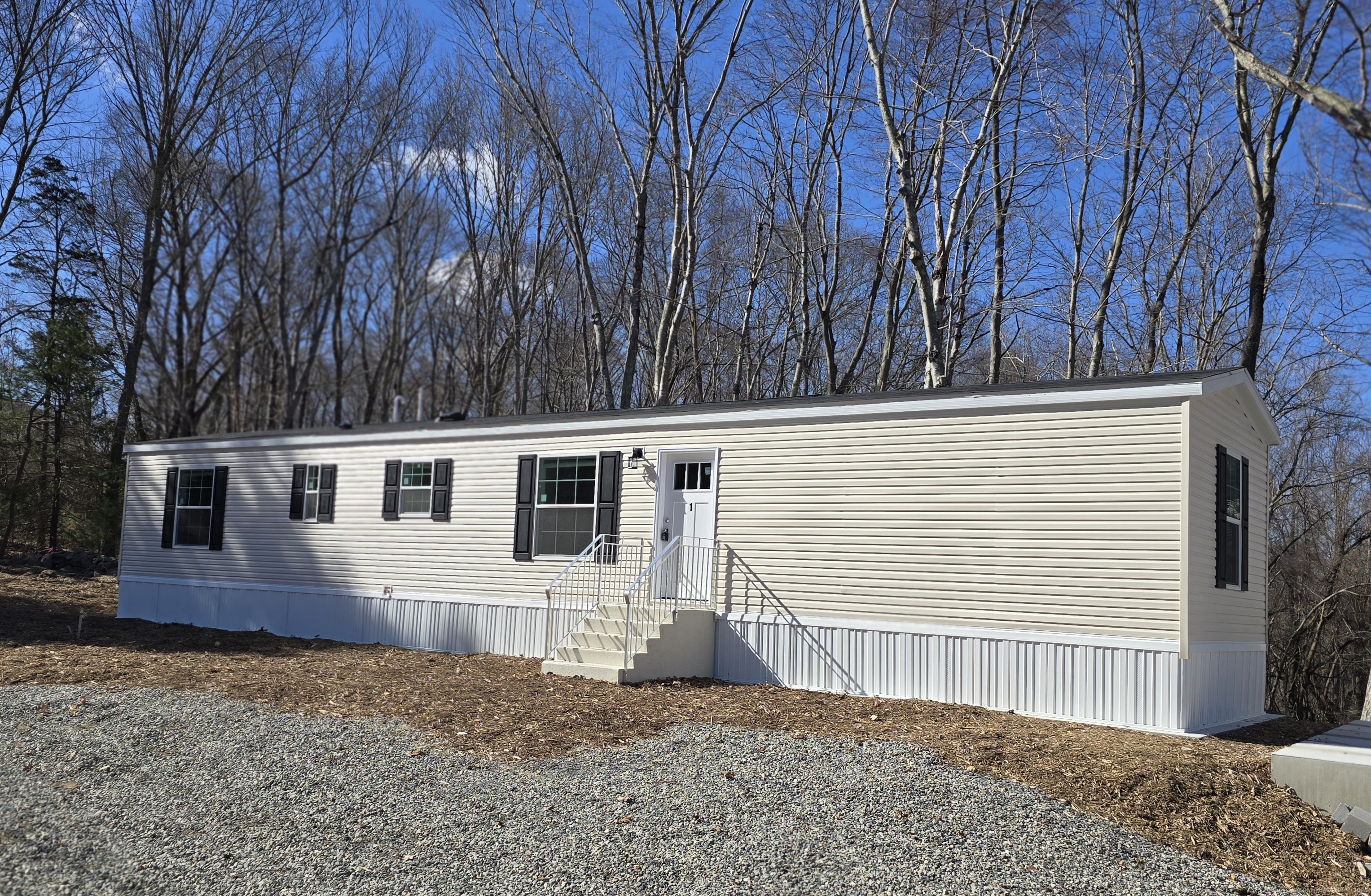 Property for Sale at Kings Highway, Ledyard, Connecticut - Bedrooms: 2 
Bathrooms: 2 
Rooms: 6  - $109,900
